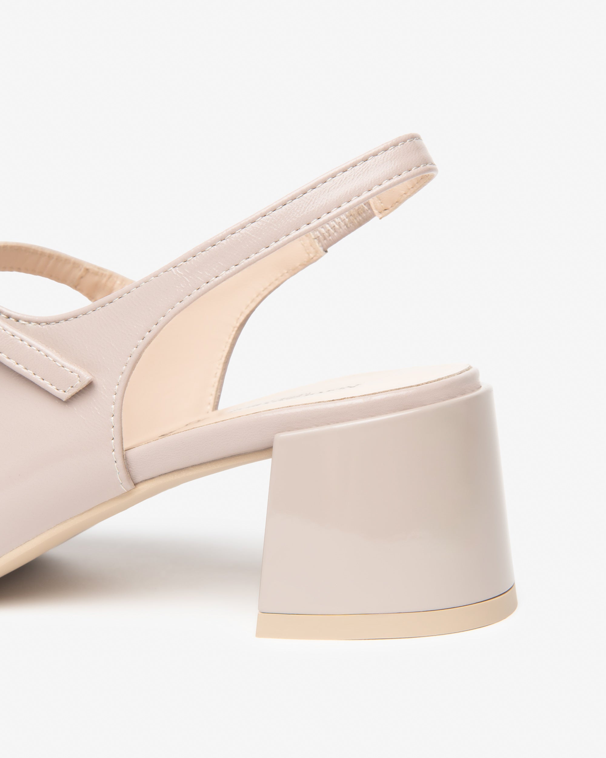 Nerogiardini Slingbacks Femme en Cuir Confort Été