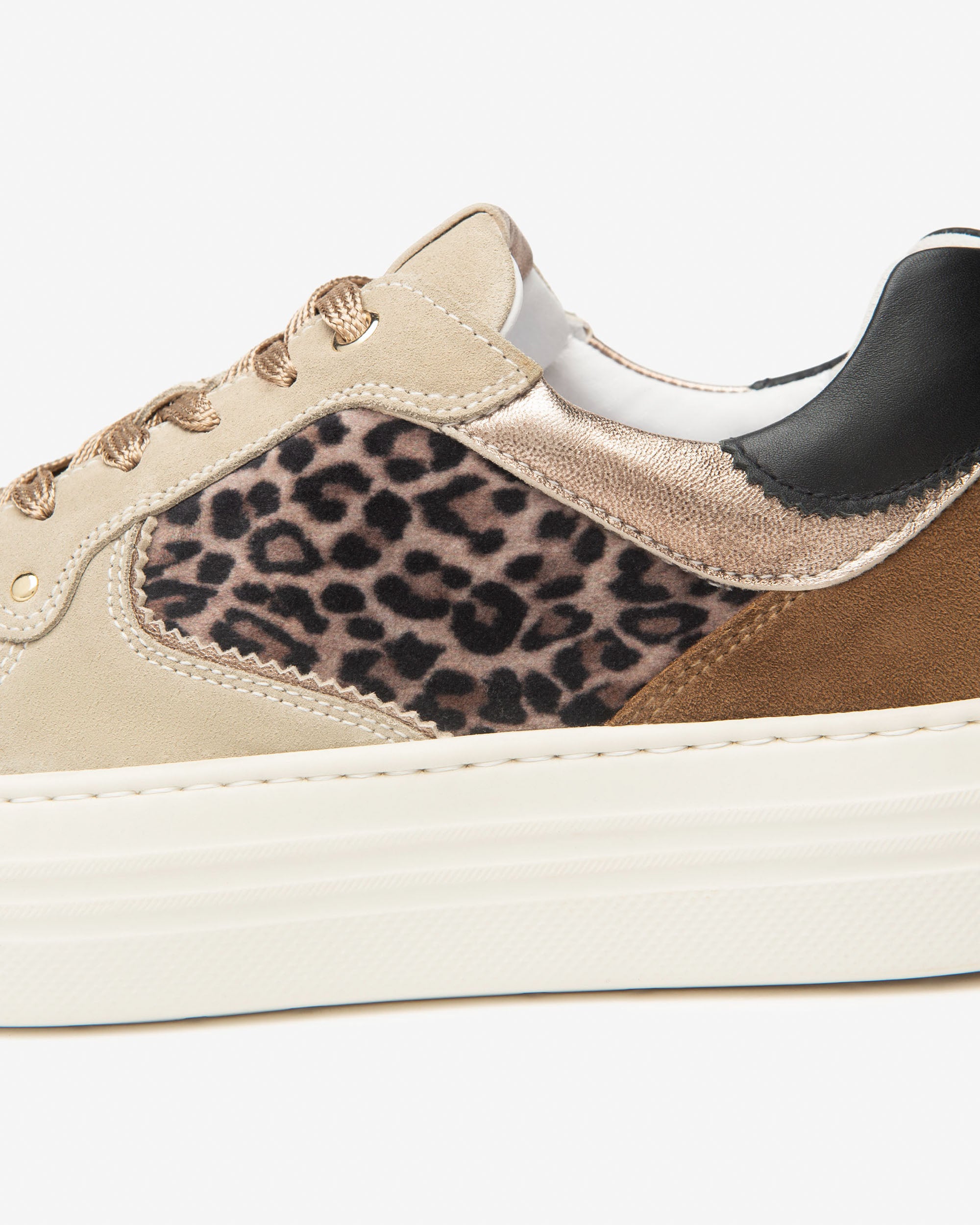NeroGiardini Sneakers femme baskets cuir daim memory