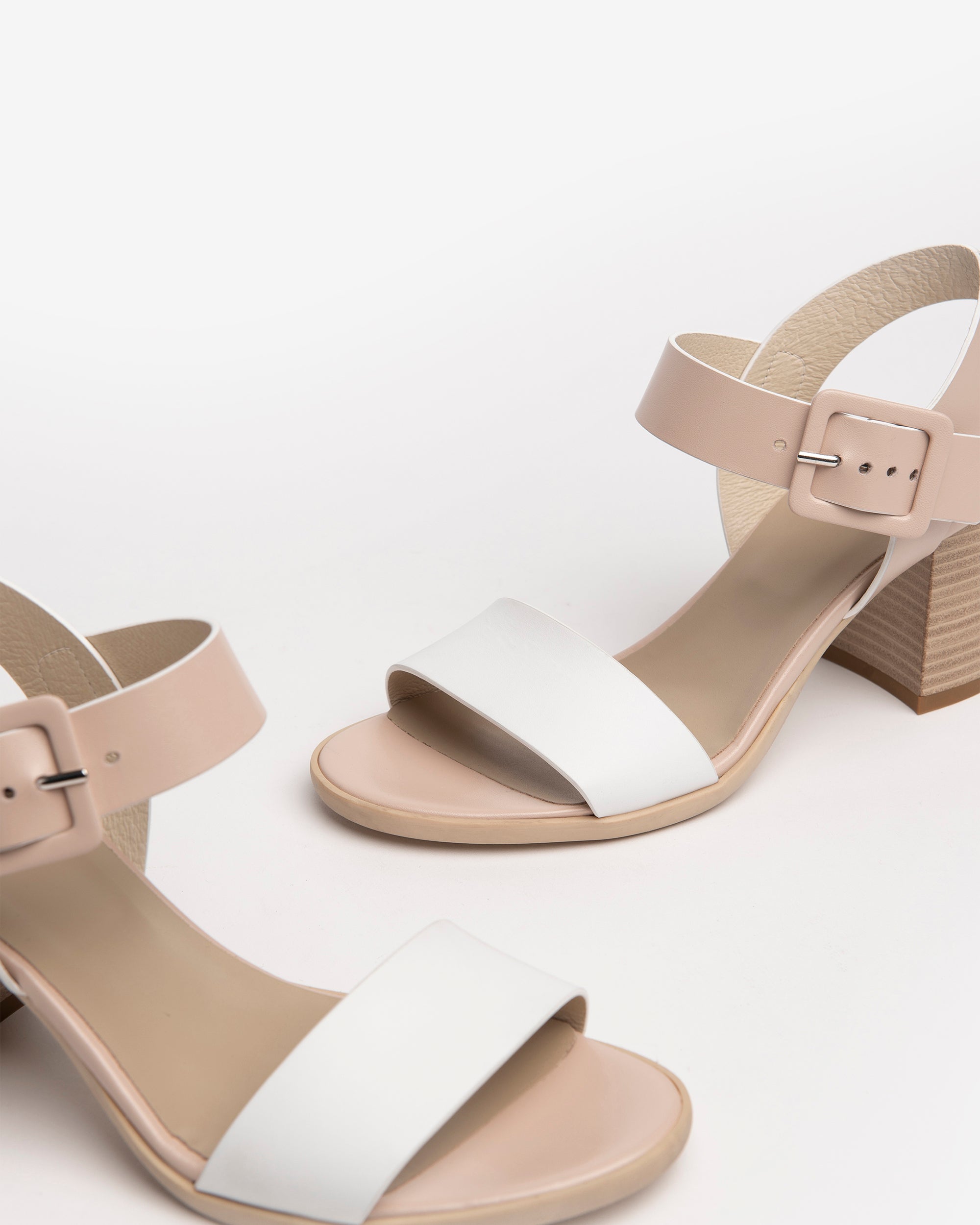 Nerogiardini Sandales sandales cuir femme minimalistes