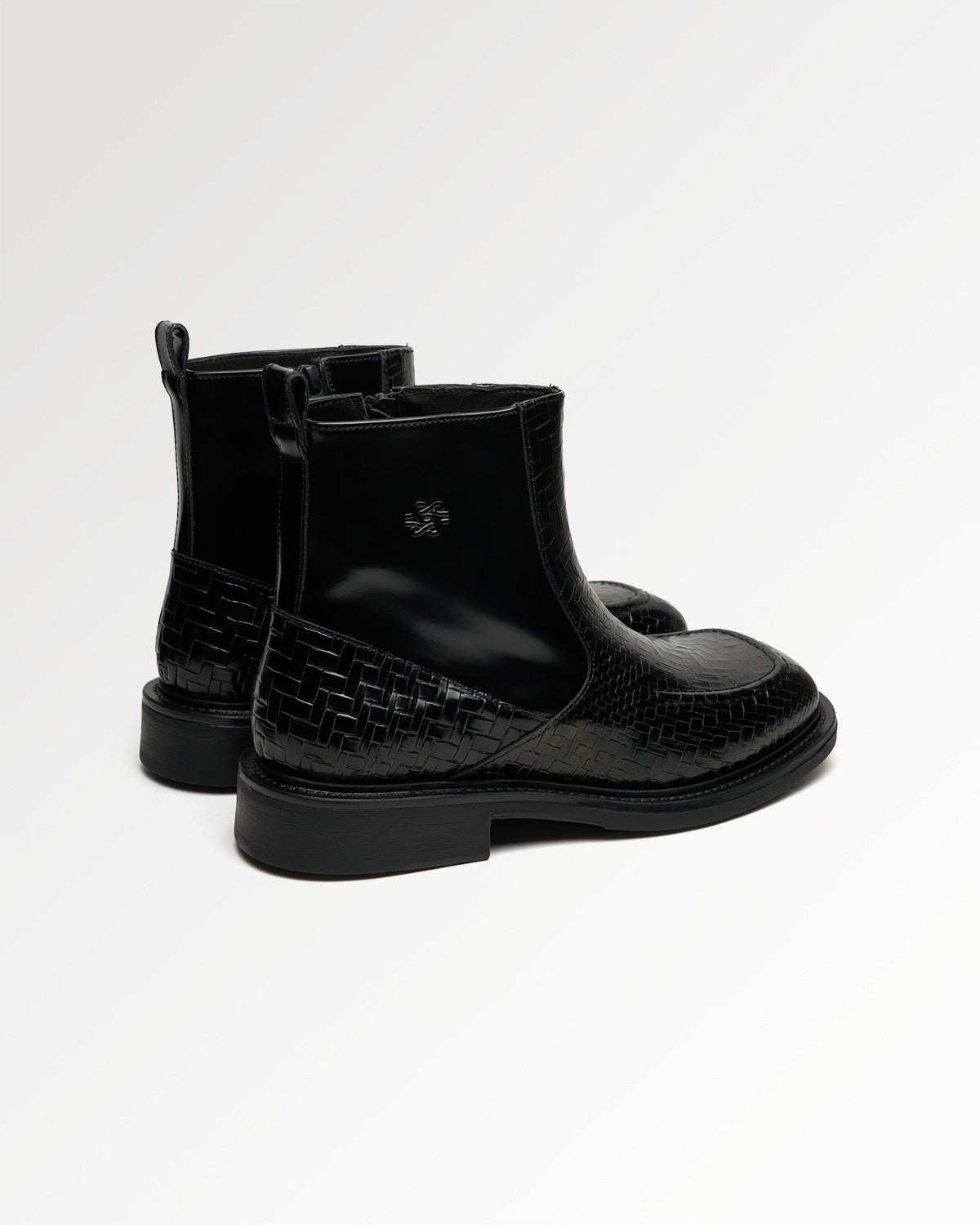 Filling Pieces Shaft Boot Woven Twist bottines noires cuir tressé