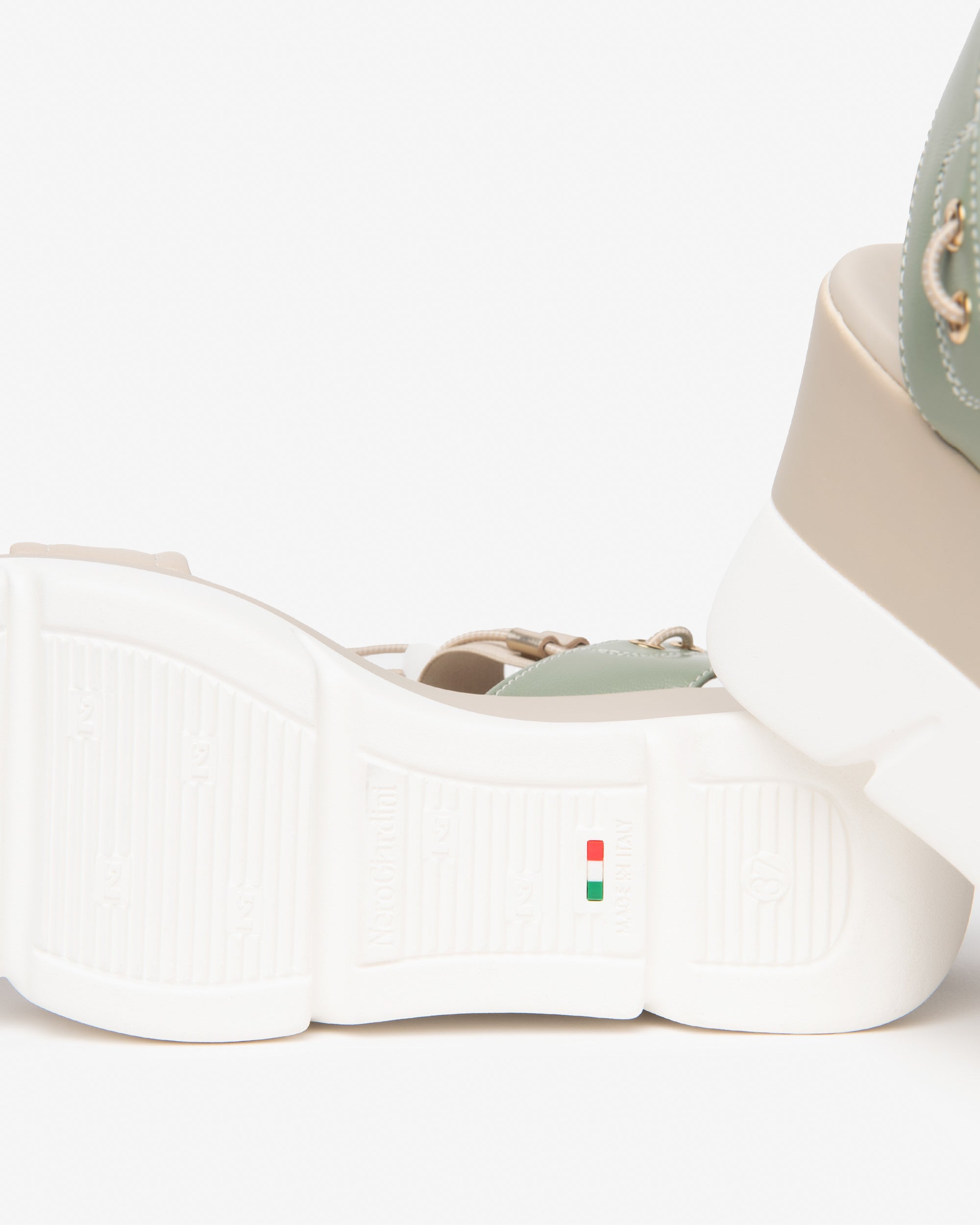 NeroGiardini Sandales Femme Cuir Technique Été 35-41