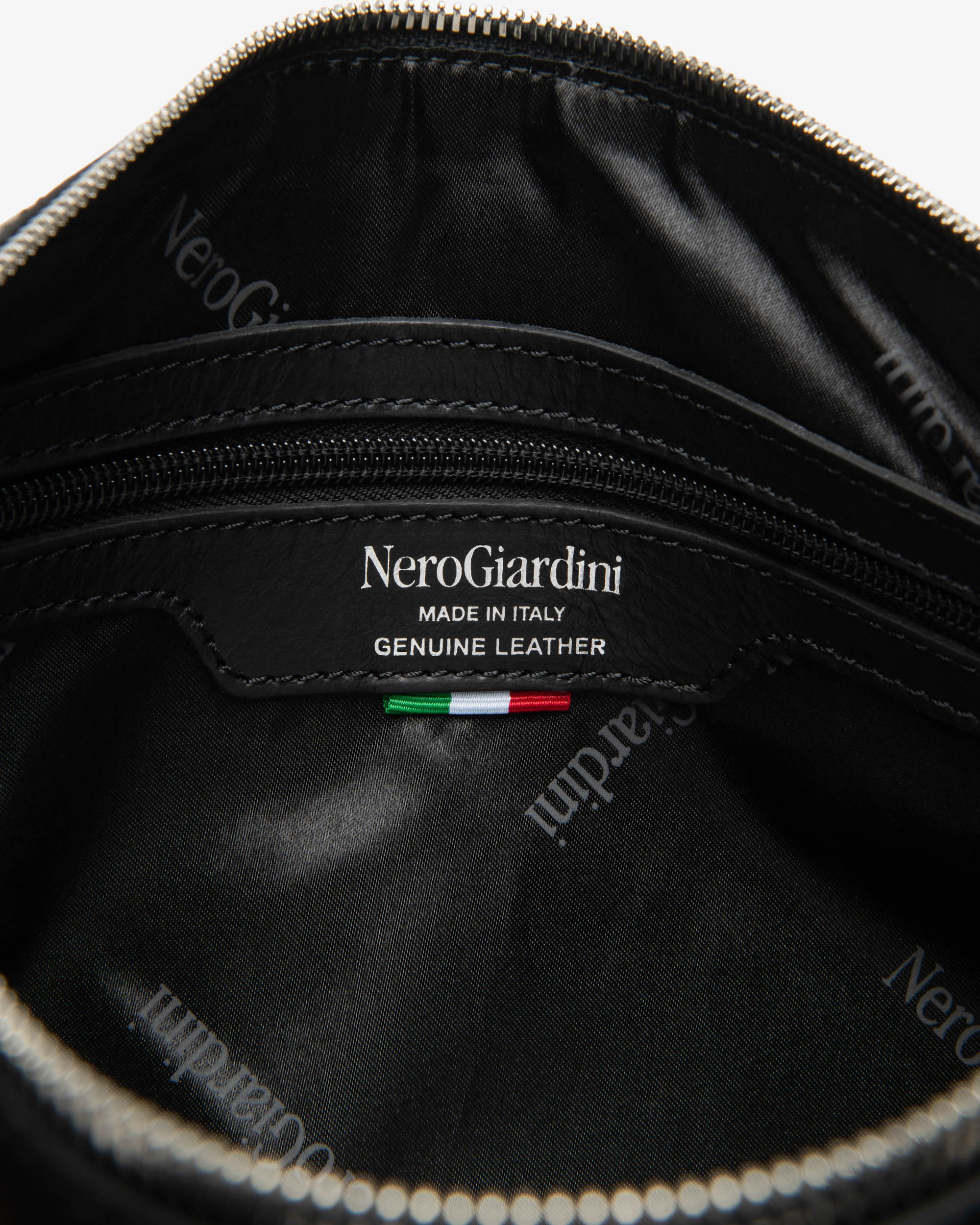 Nerogiardini Sacs besace cuir femme hobo élégante