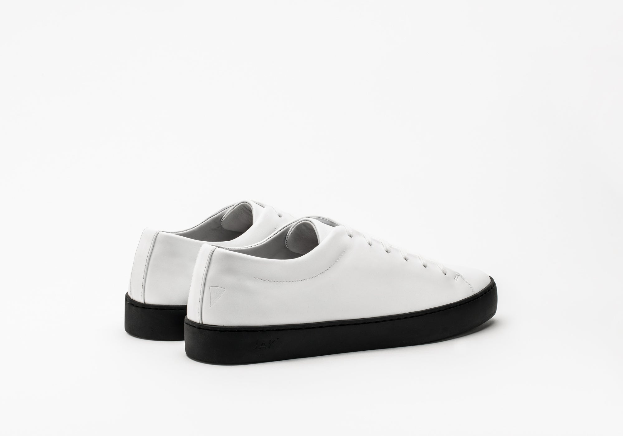 JAK Royal WOB baskets cuir blanc minimaliste