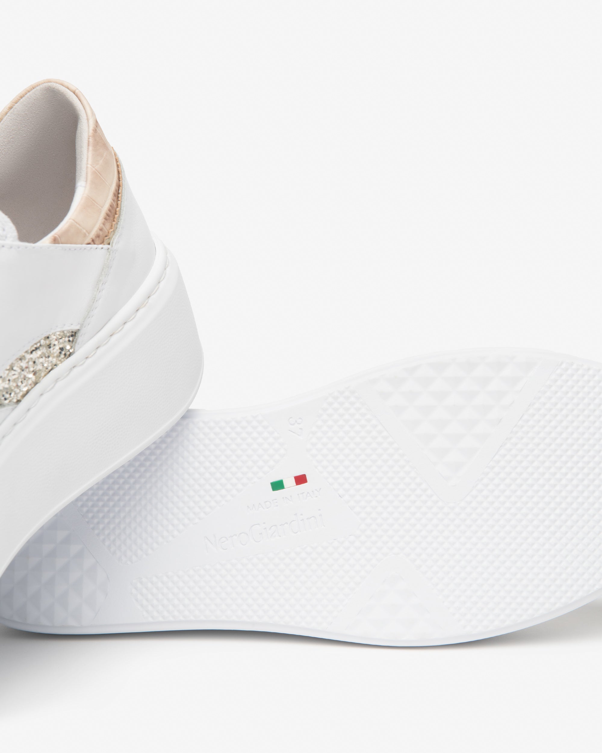 Nerogiardini Sneakers Cuir Femme Baskets Memory Italie