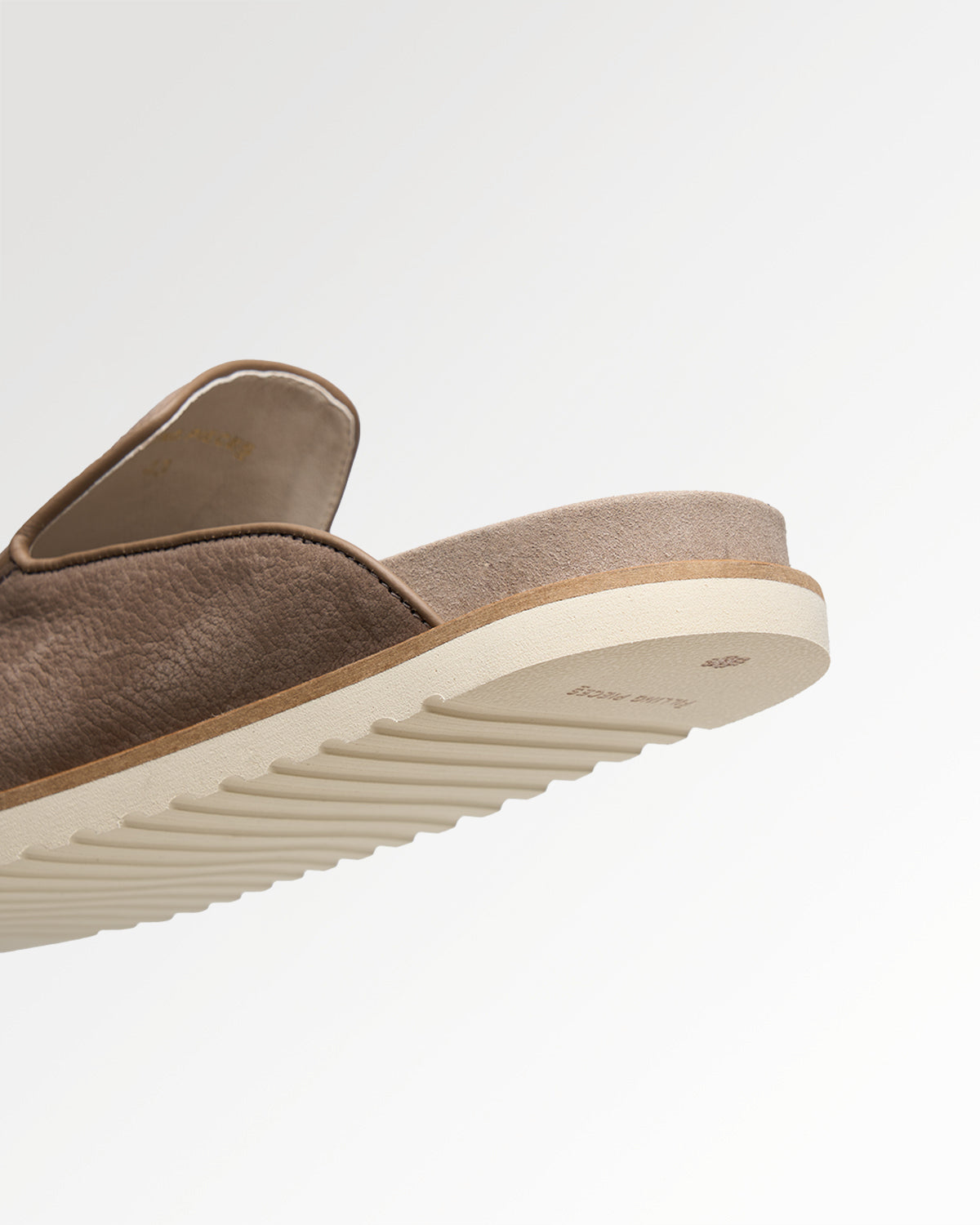 Filling Pieces Clog Grain sabots beige cuir grainé