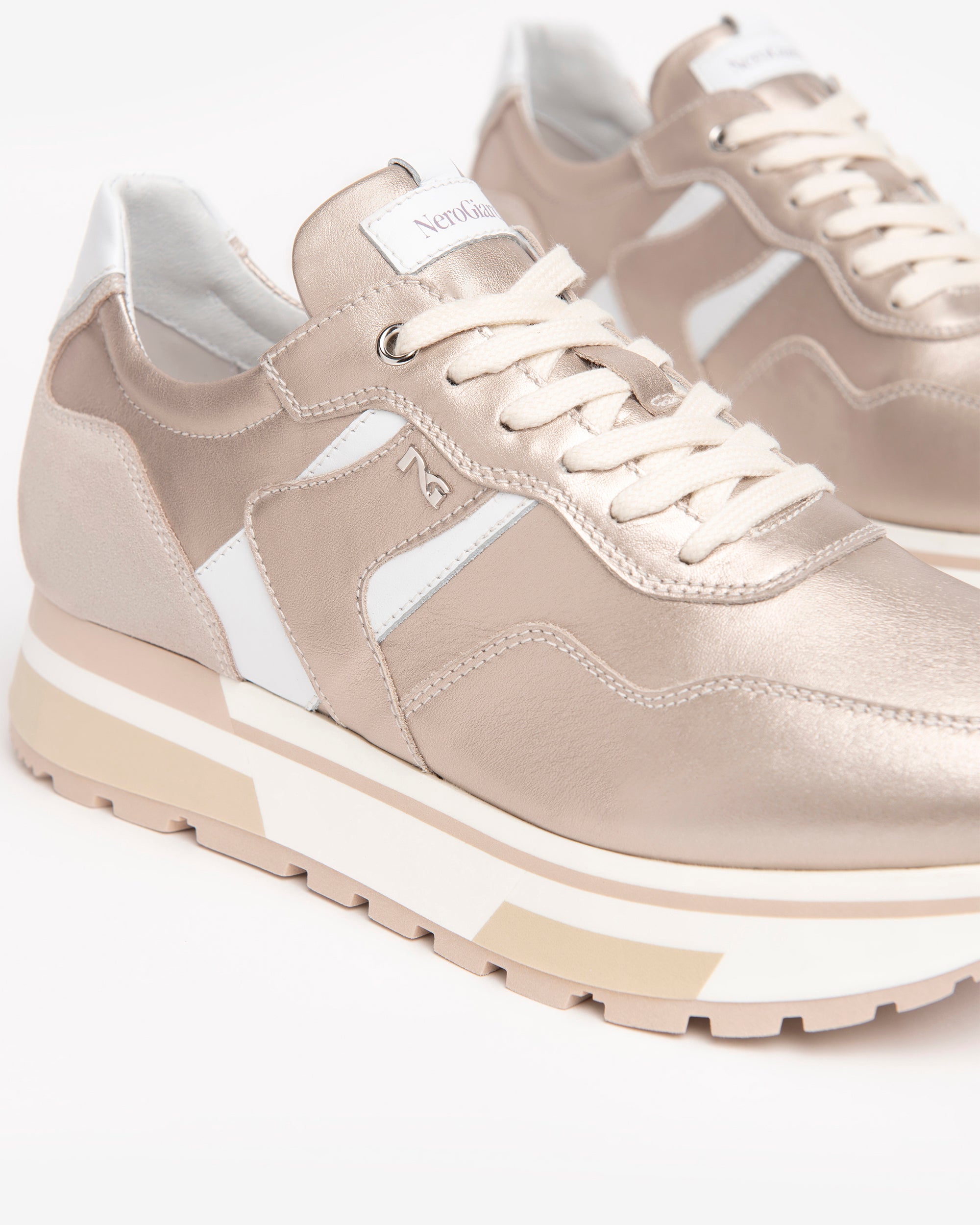 NeroGiardini Sneakers cuir femme daim semelle 4cm