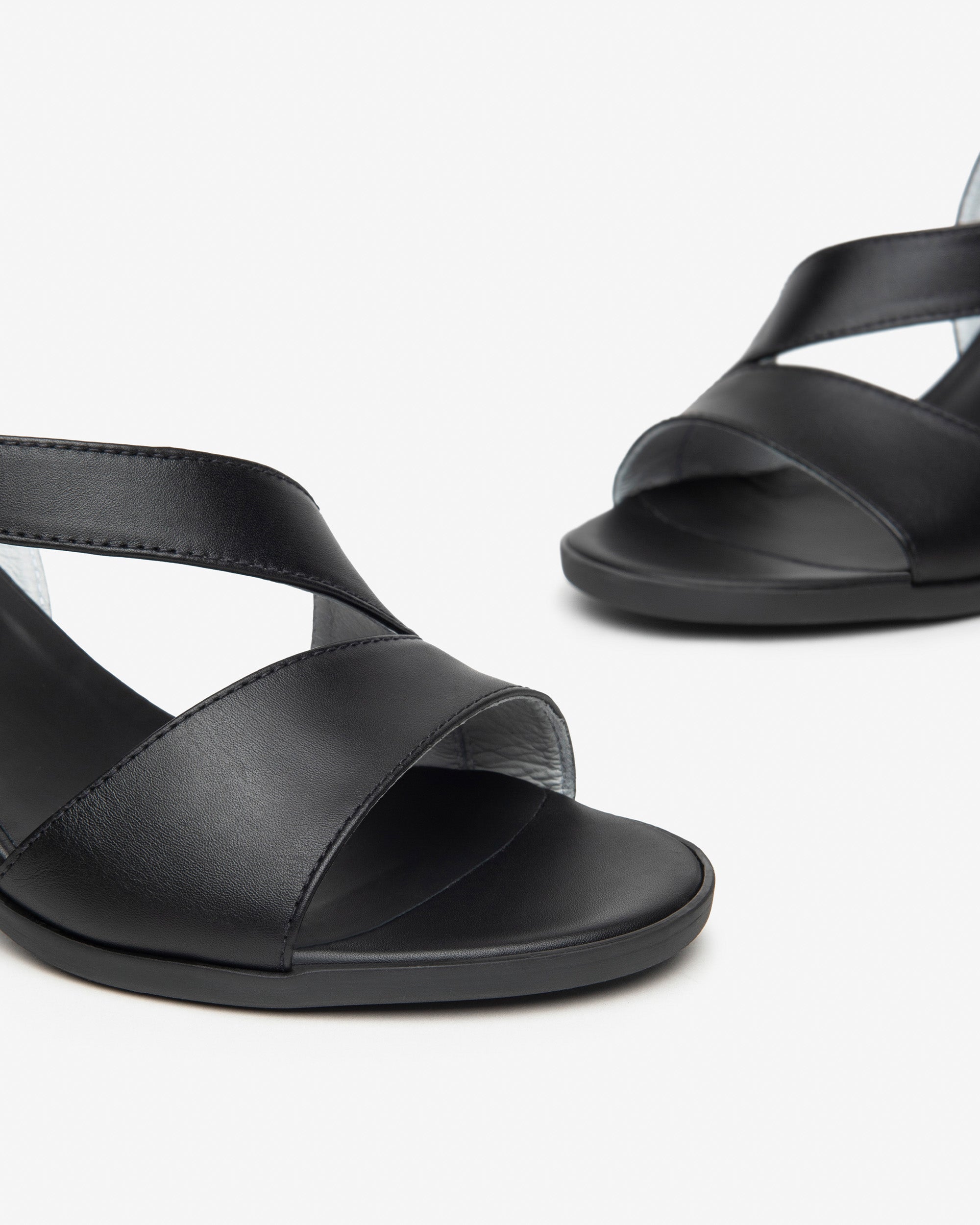 NeroGiardini Sandales Femme Cuir Made in Italy Été