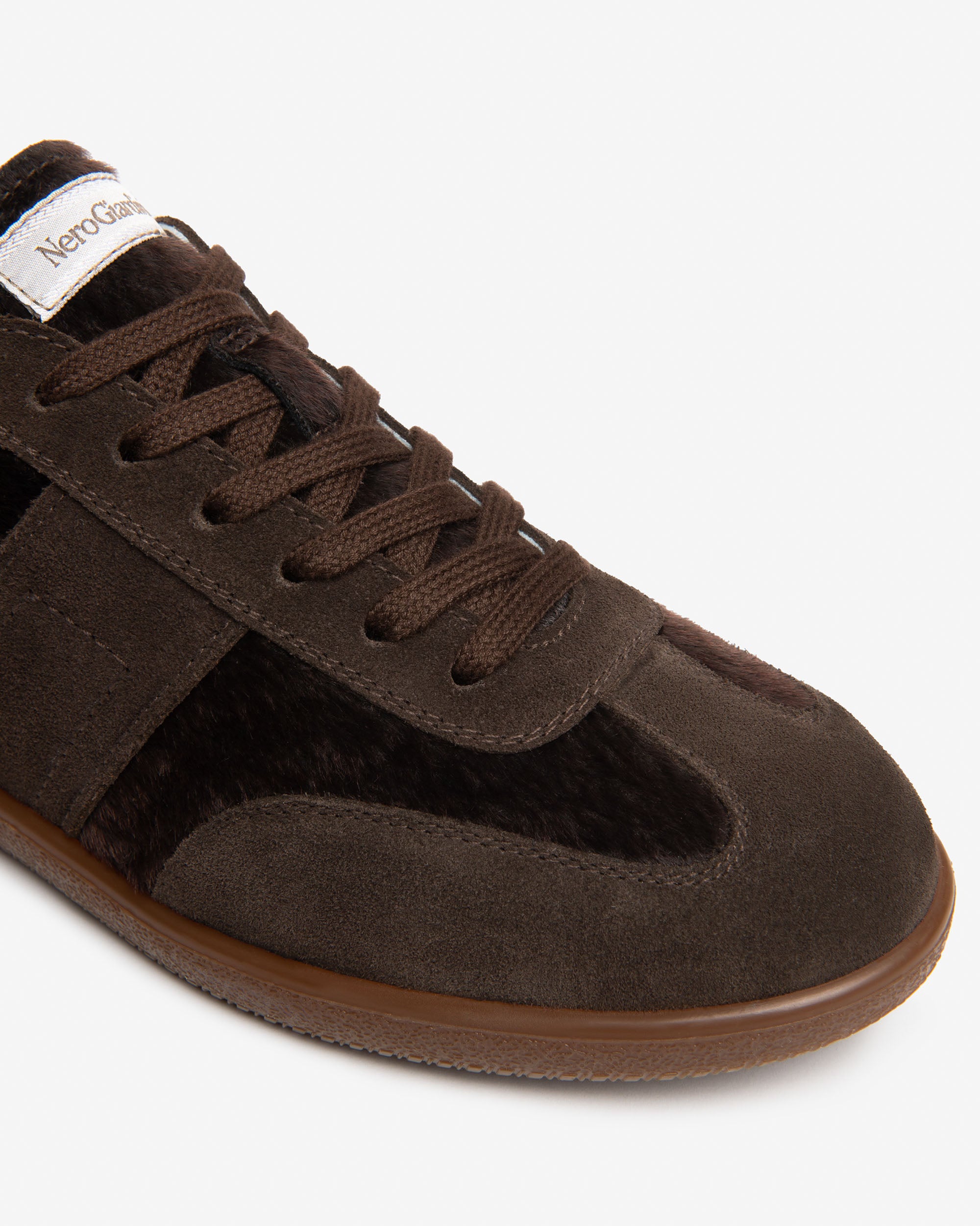 Nerogiardini Sneakers Femme Cuir Velours 38