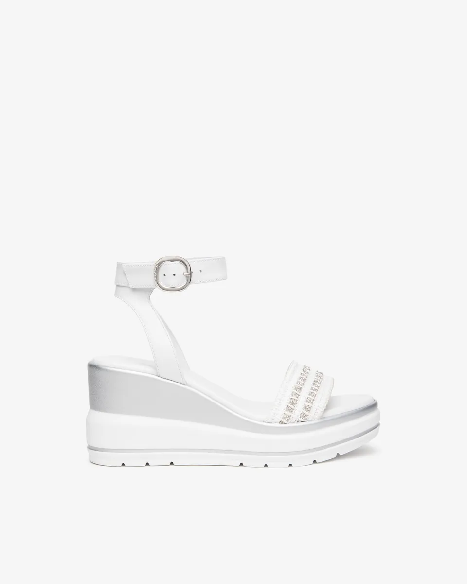 NeroGiardini Sandales Femme Cuir Tissu Été 38