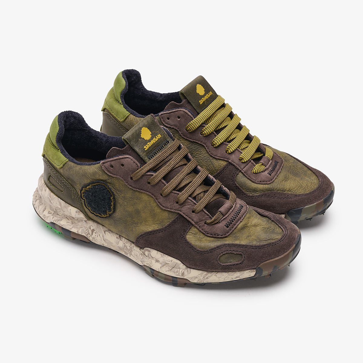 Satorisan Chacrona Premium Magnolia Bronze Black sneakers