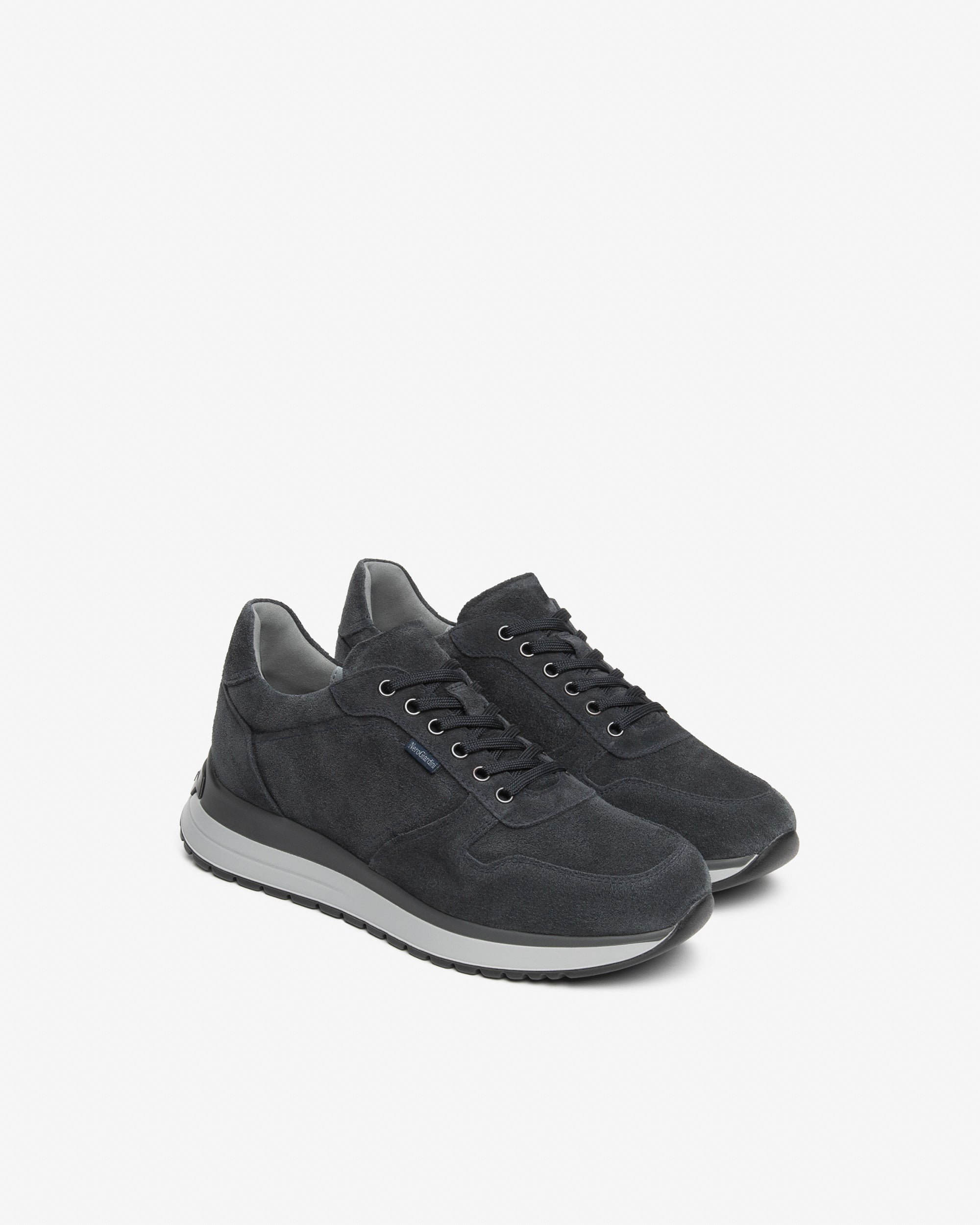 NeroGiardini Sneakers Homme Daim Laçage Semelle Caoutchouc