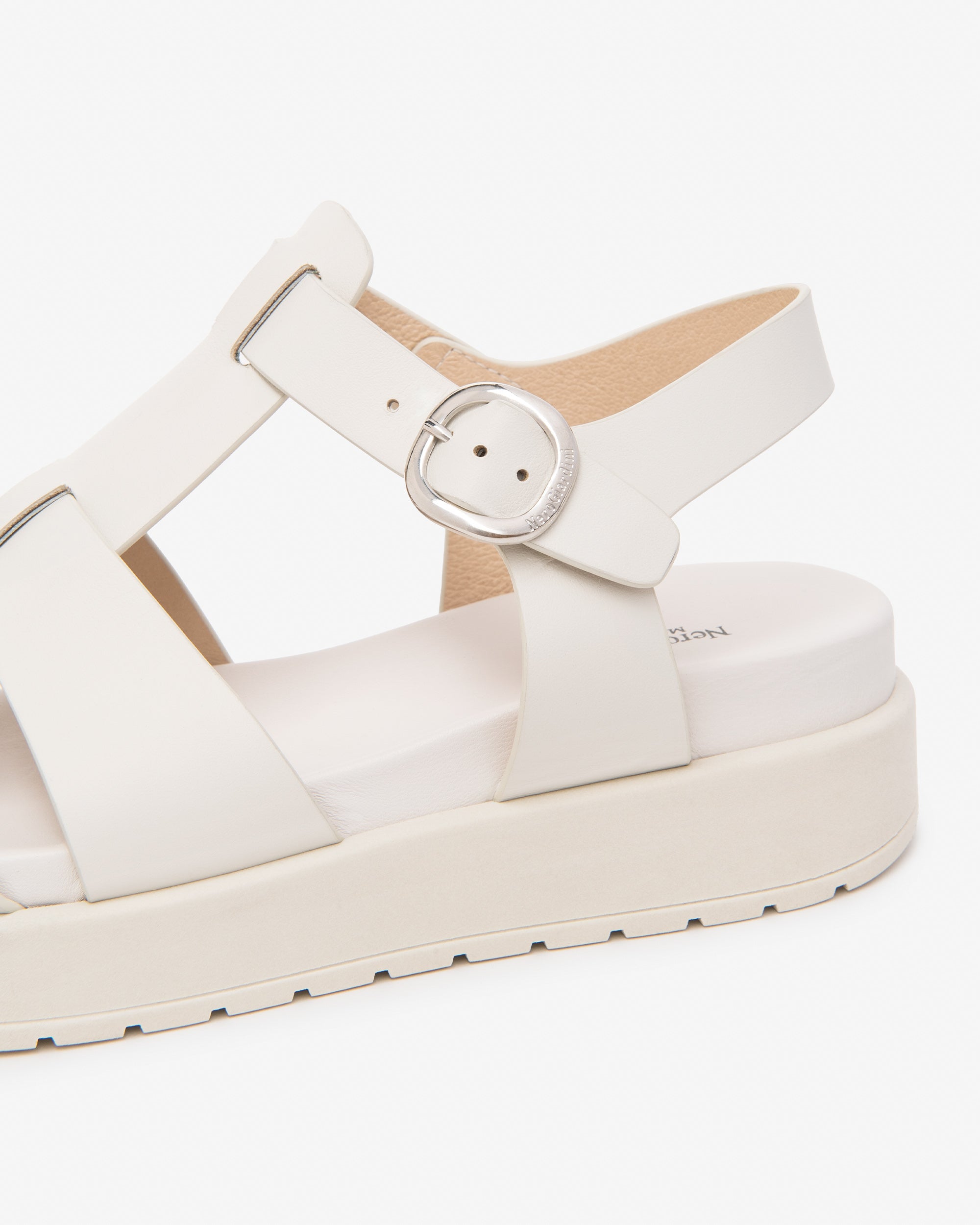 NeroGiardini Sandales Femme Cuir Pointure 37 Confort