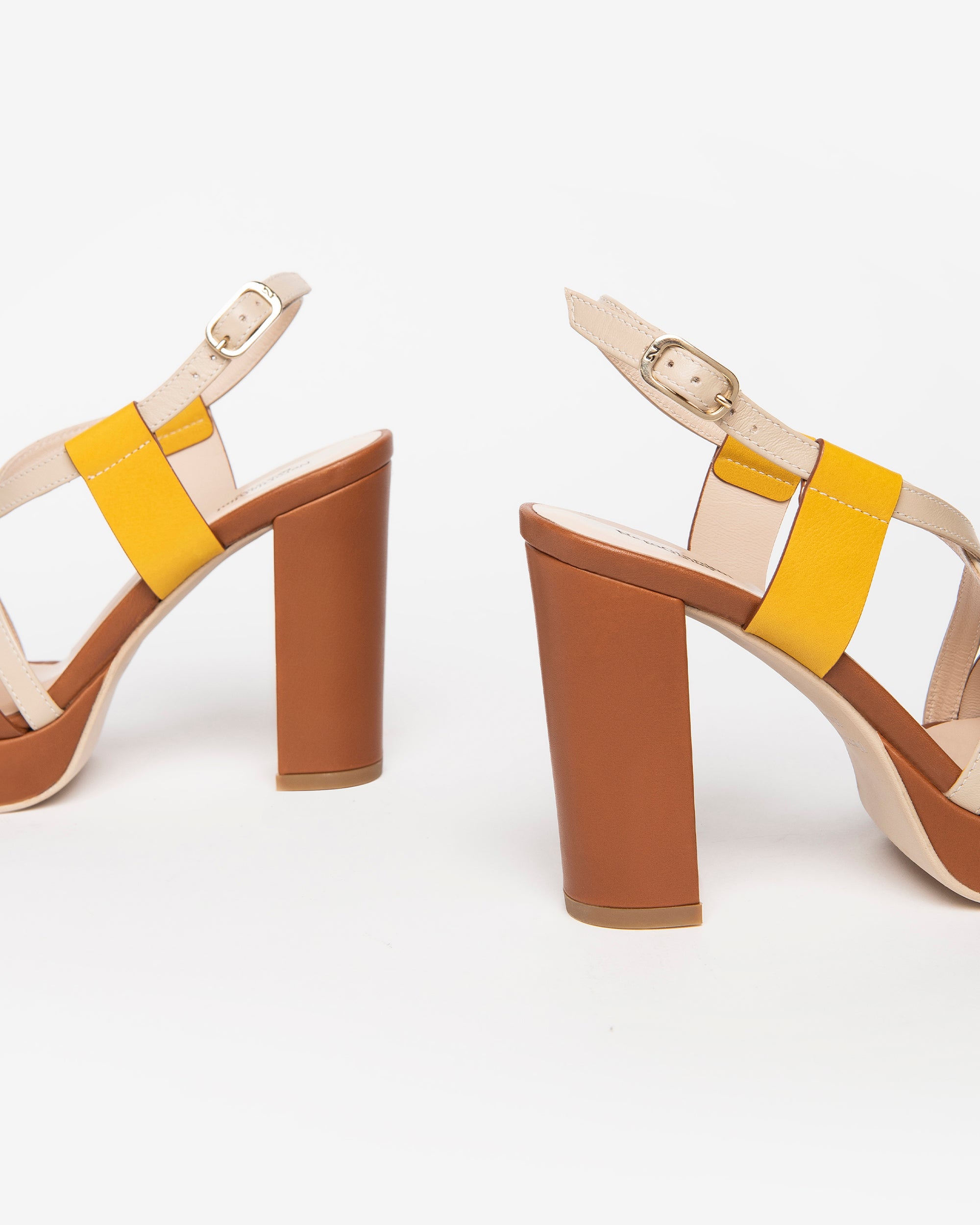 NeroGiardini Sandales Femme Cuir Confort Été