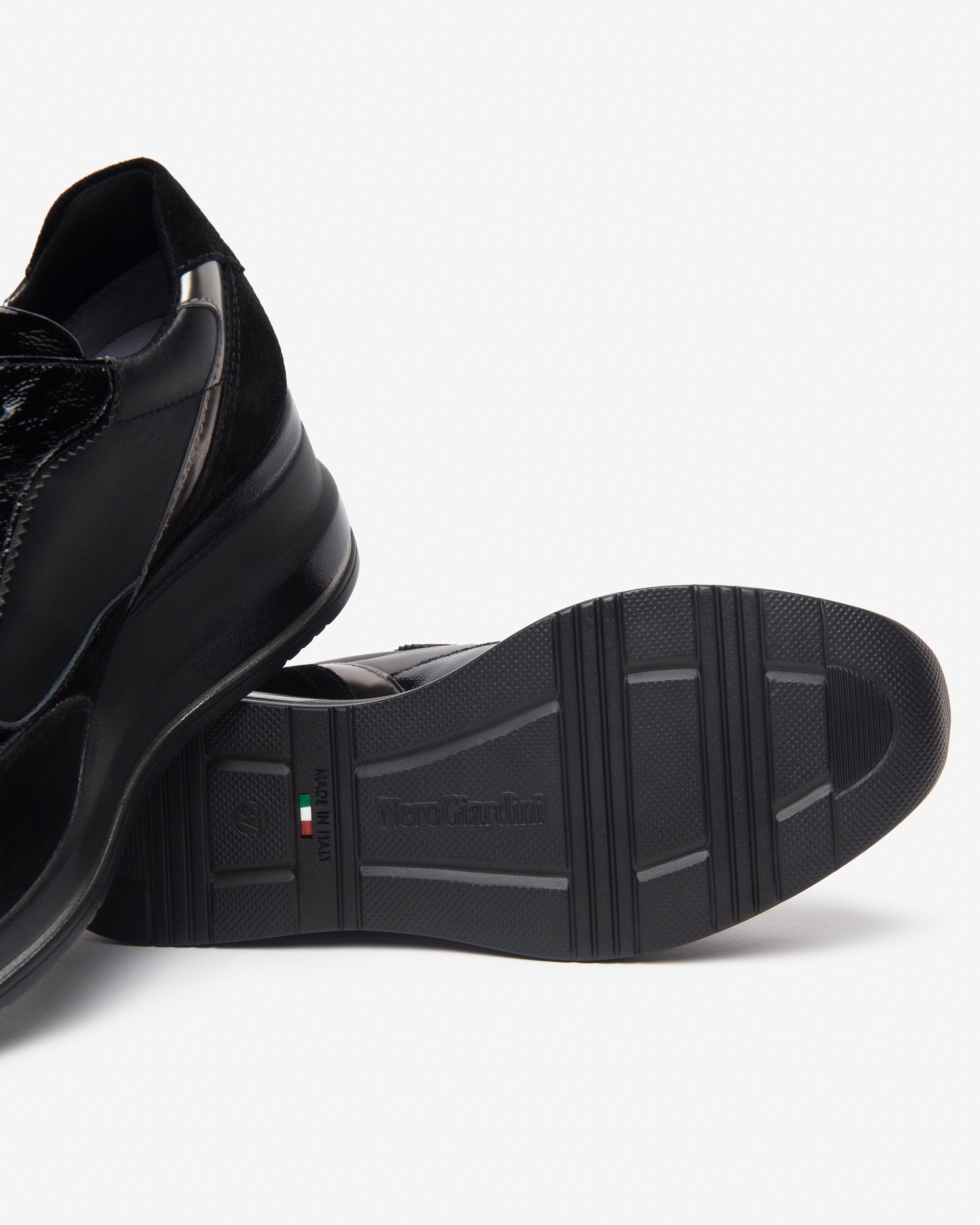 NeroGiardini Sneakers Femme Velours Vernis 38 Comfy