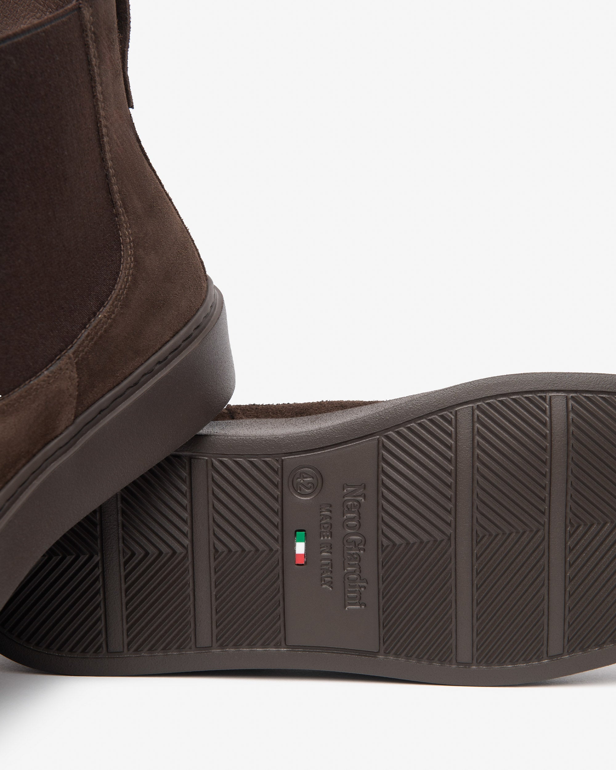 NeroGiardini Bottines Chelsea Homme Daim 43