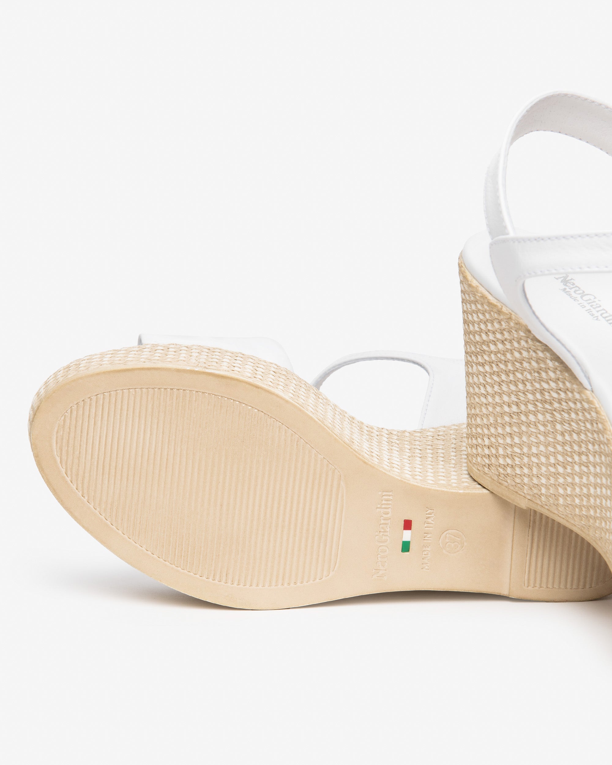 NeroGiardini Sandales Sandales Femme Cuir Confort Quotidien