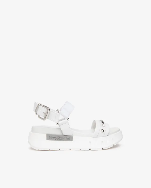 Nerogiardini Sandales Femme Cuir Made in Italy Été
