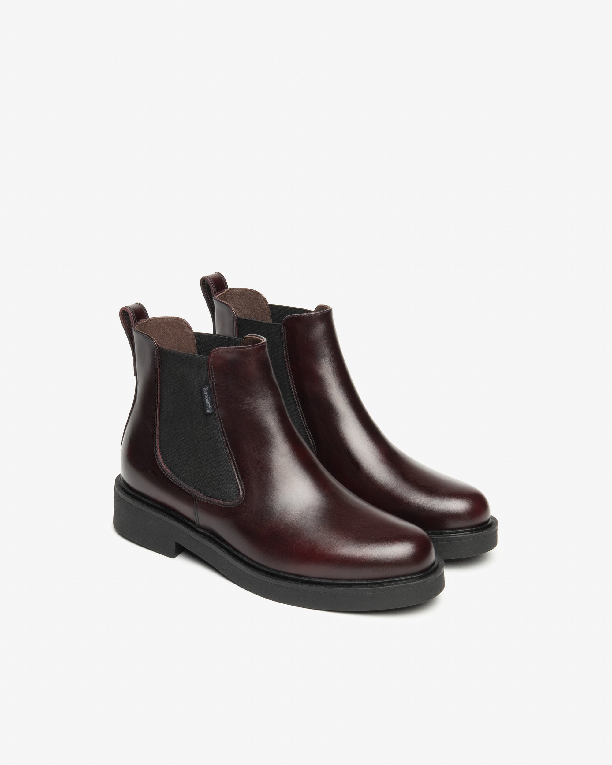NeroGiardini Bottines Chelsea Femme Cuir Talon 35mm