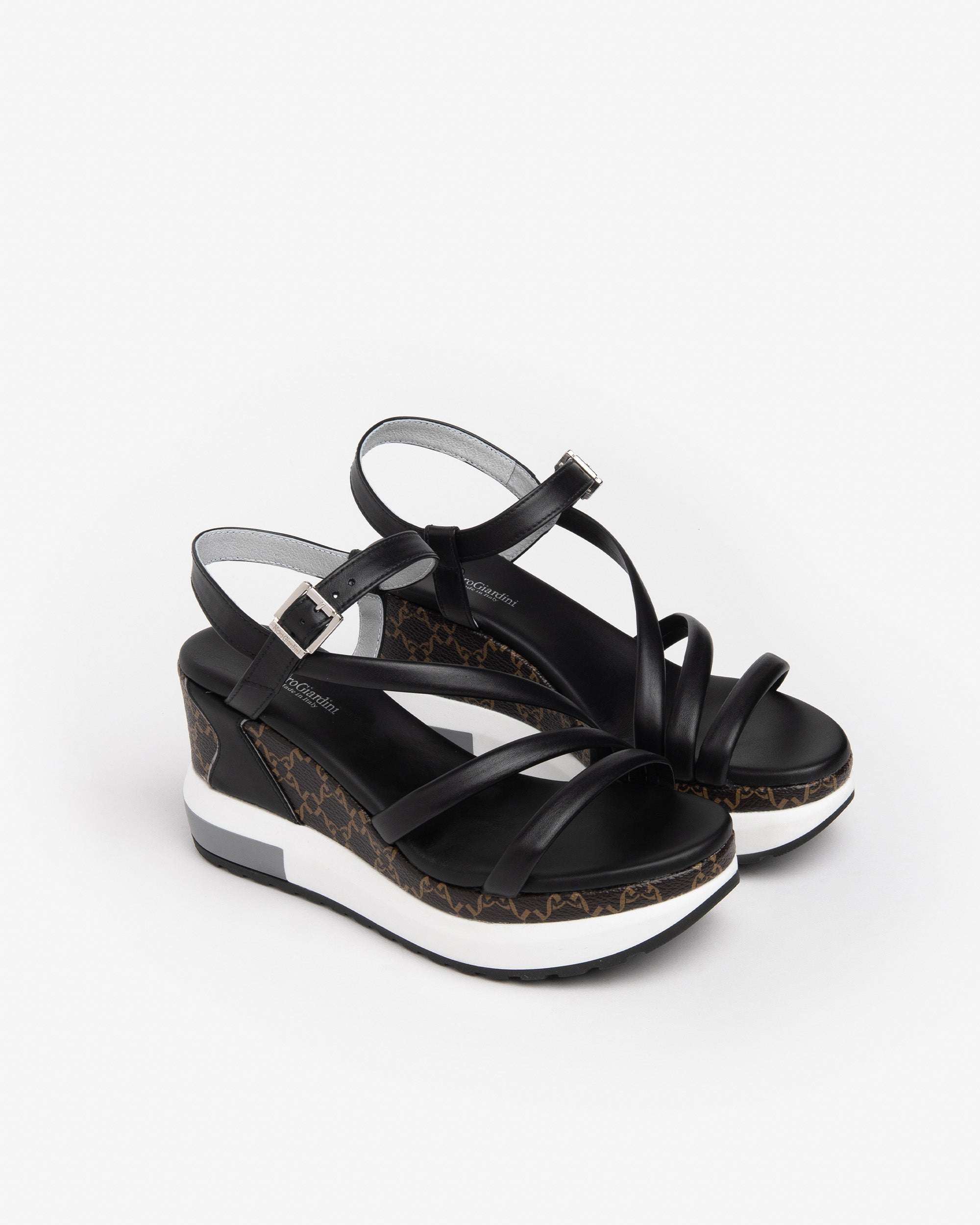 Nerogiardini Sandales Femme Cuir Nu-pieds Italie