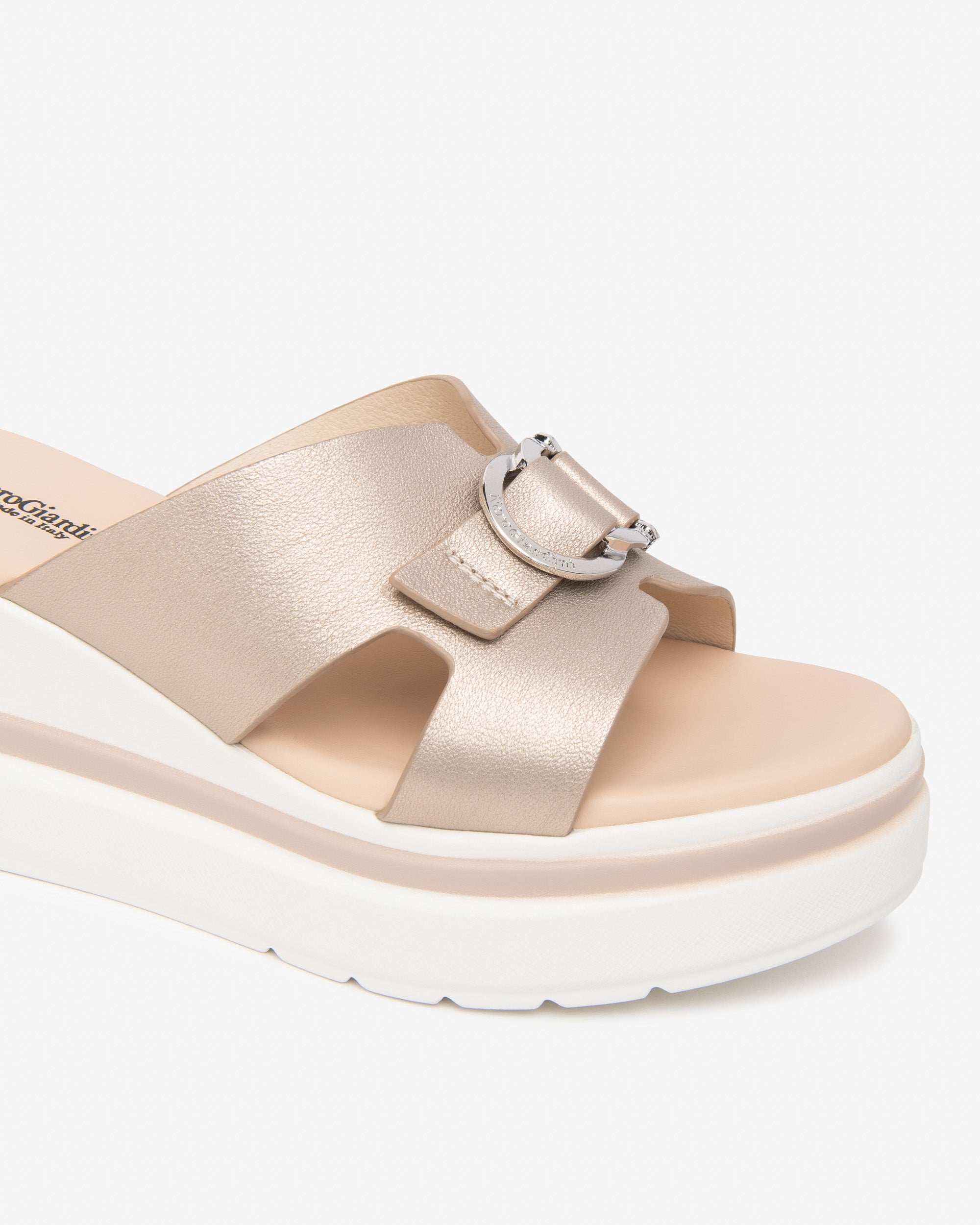 NeroGiardini Mules mules cuir femme été