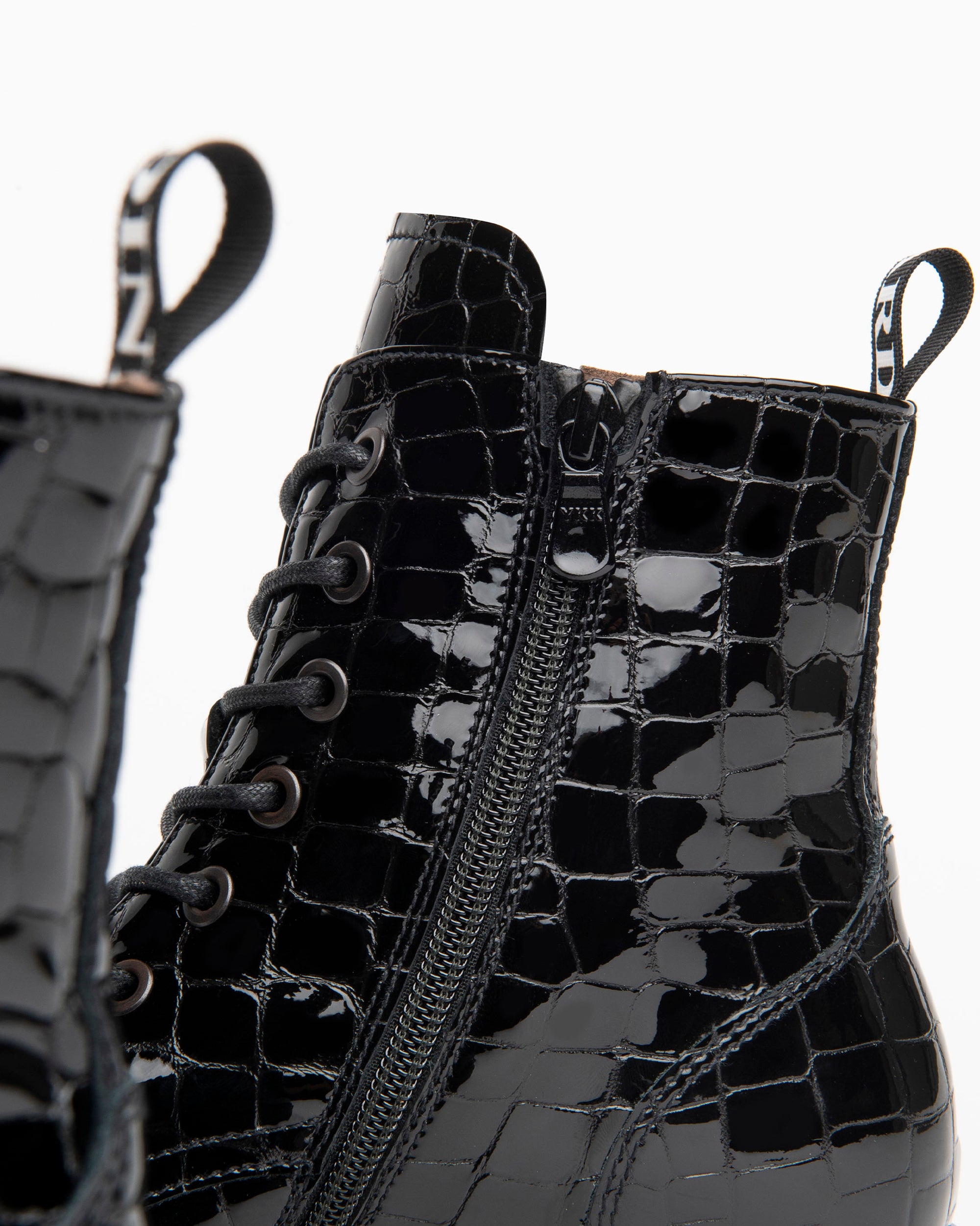 NeroGiardini Bottines Femme en Vernis Boots confort DryGo