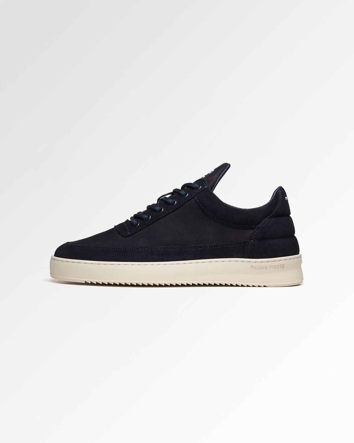 Filling Pieces Low Top Suede Grain Navy sneakers daim bleu