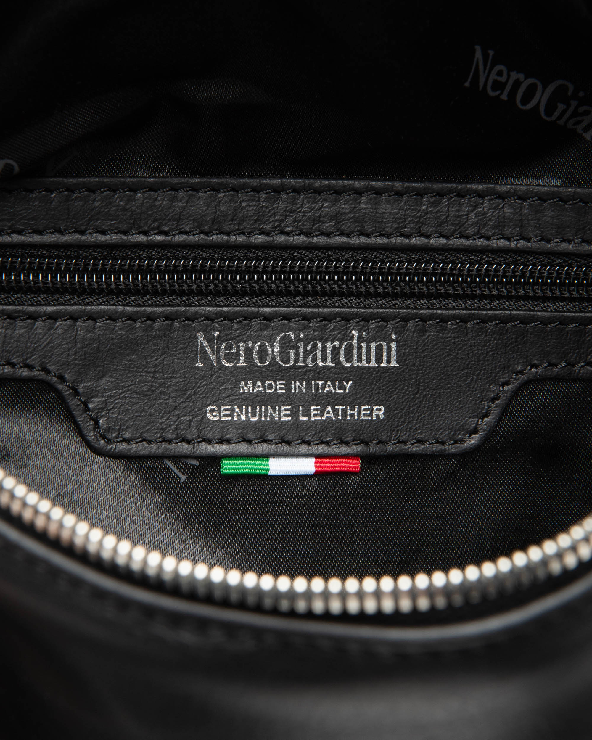 NeroGiardini Sac Bandoulière Femme Cuir Italie