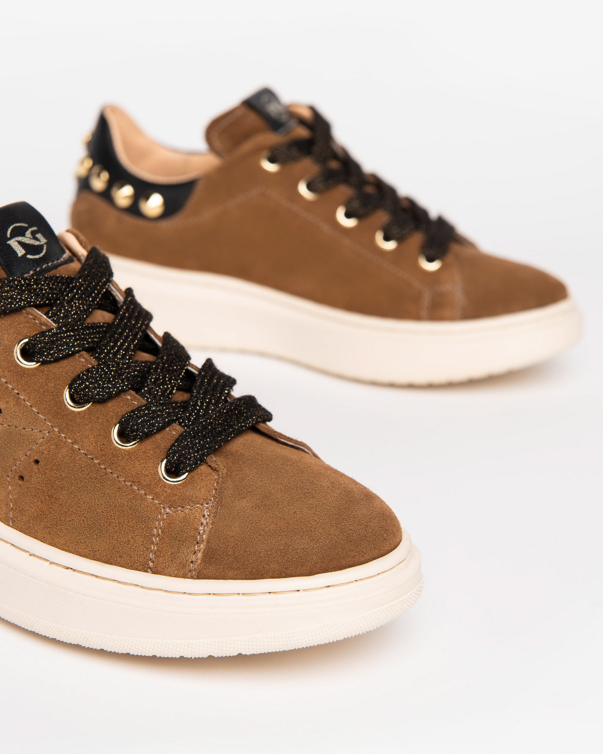 NeroGiardini Sneakers Teens Fille Cuir Velours Pointure 33 Légère