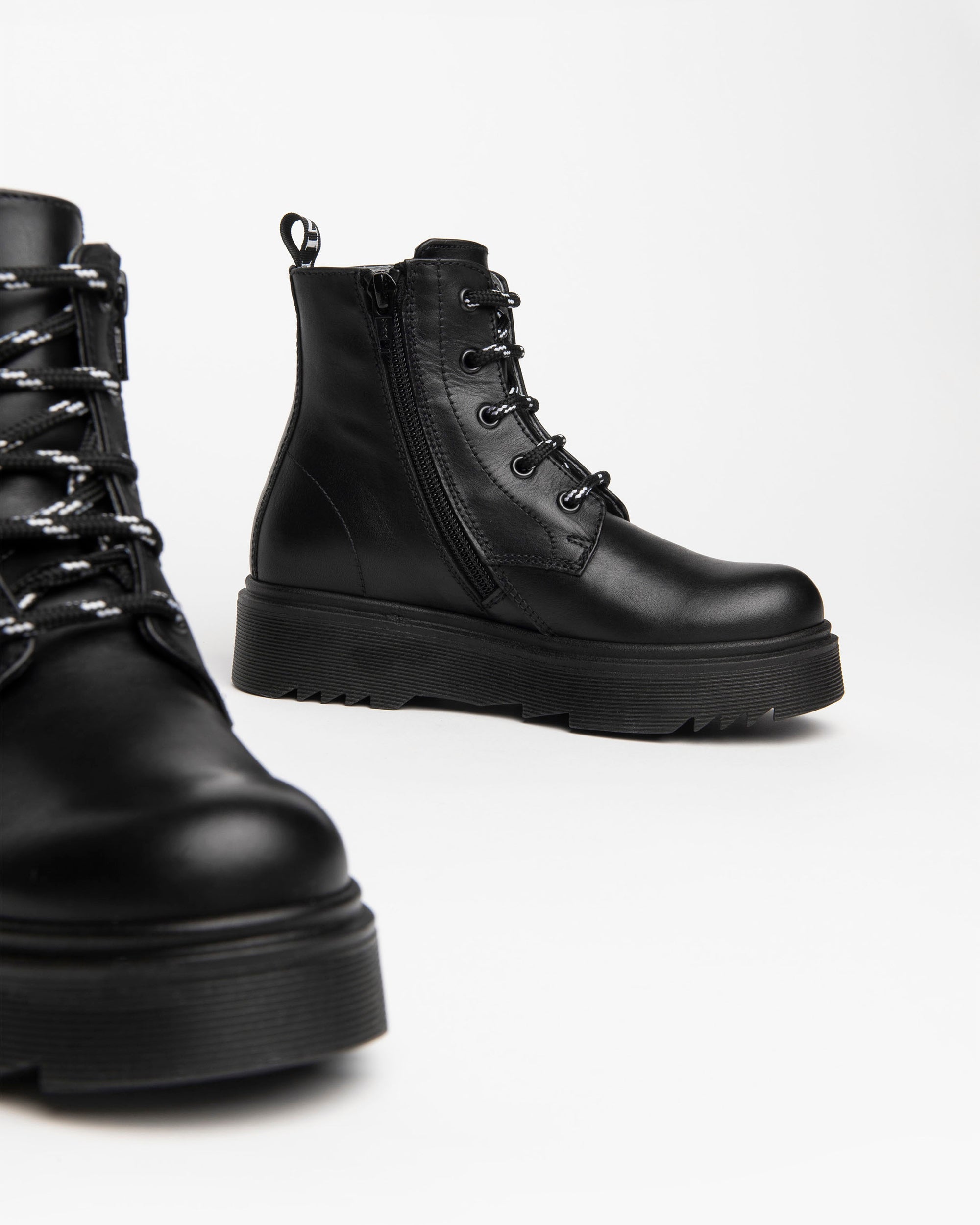 NeroGiardini Bottines Teens Fille Cuir Lacets Plateforme