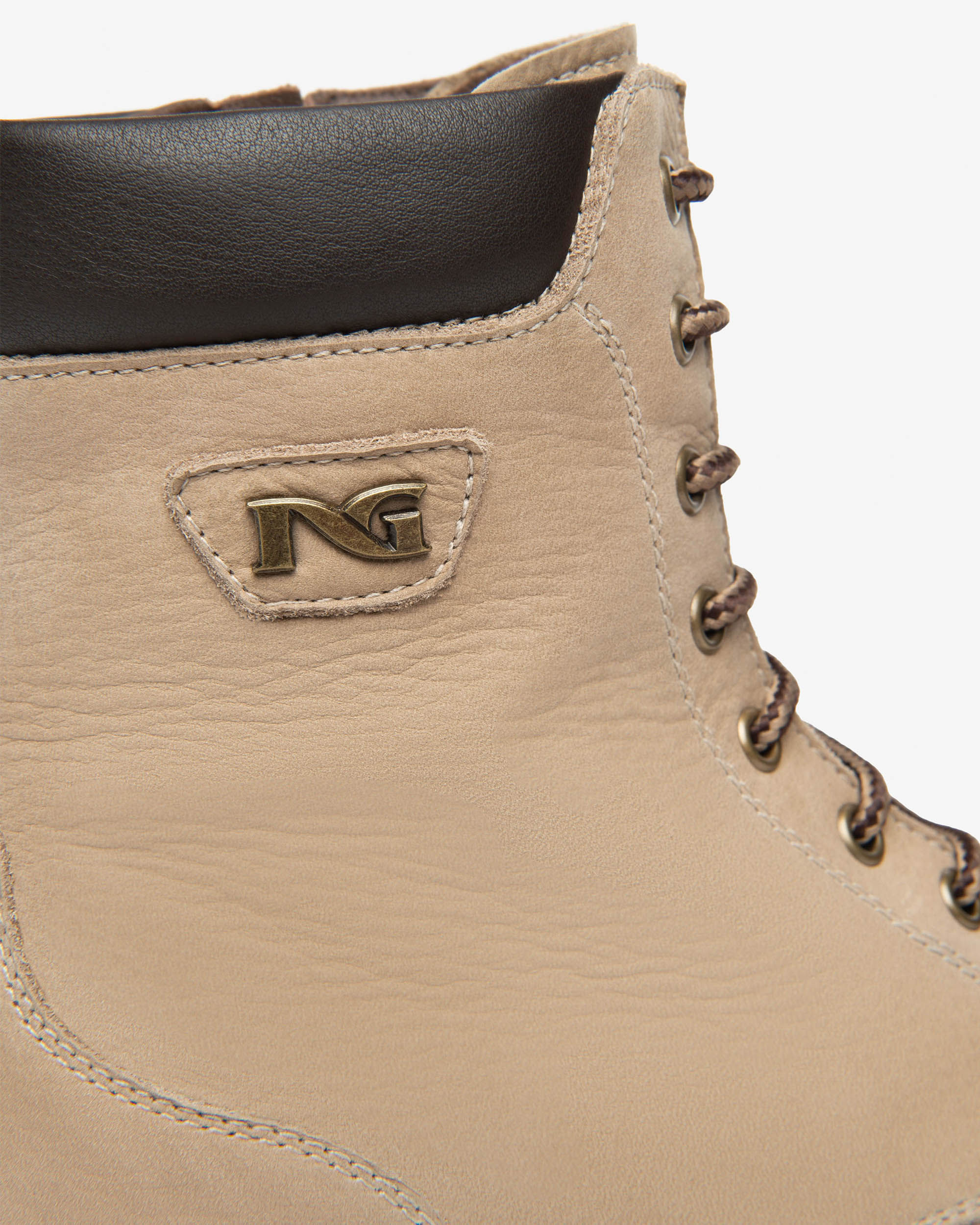 NeroGiardini Bottines Motardes Femme Velours Memory Confort