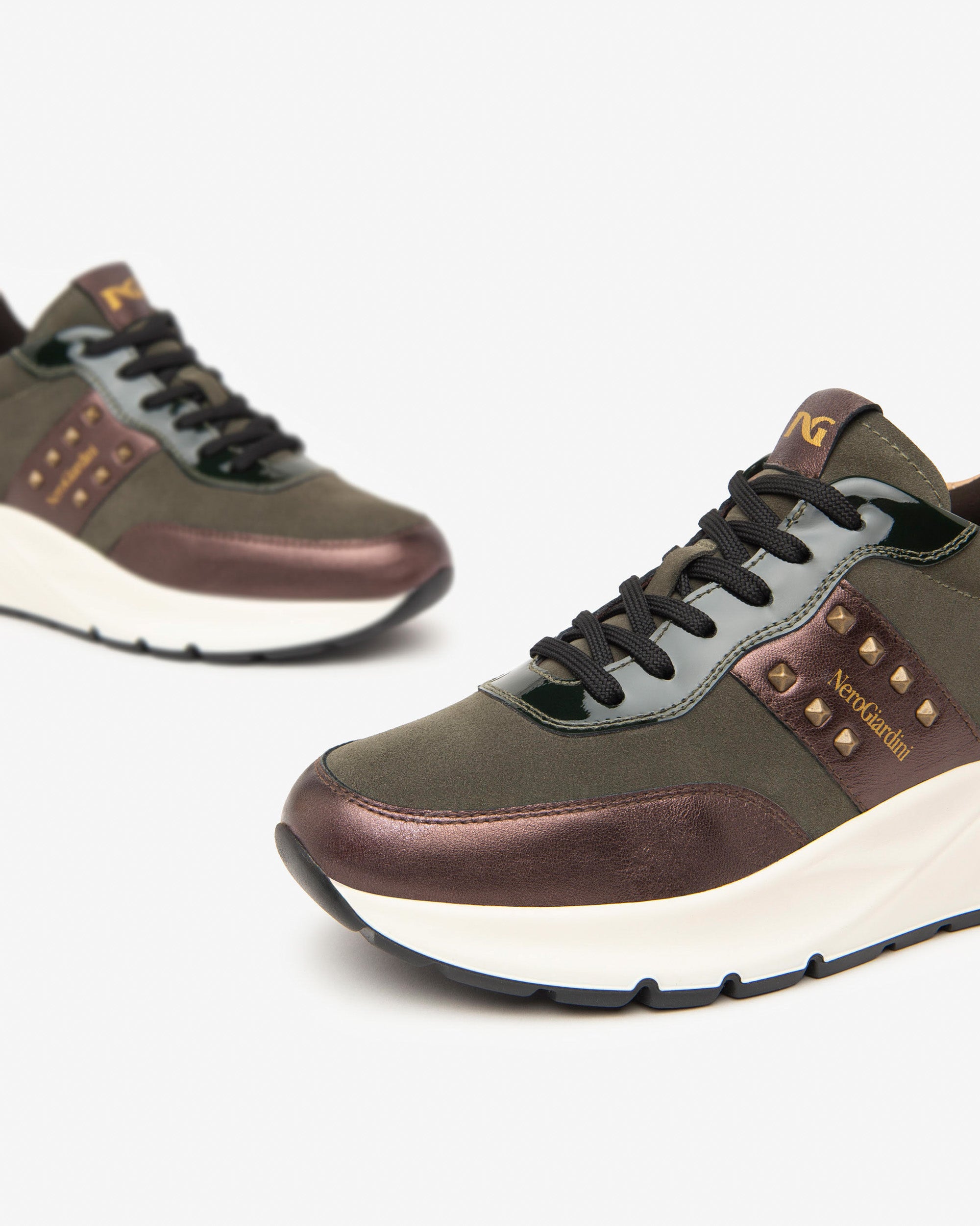 NeroGiardini Sneakers Femme Cuir Vernis Basket Memory
