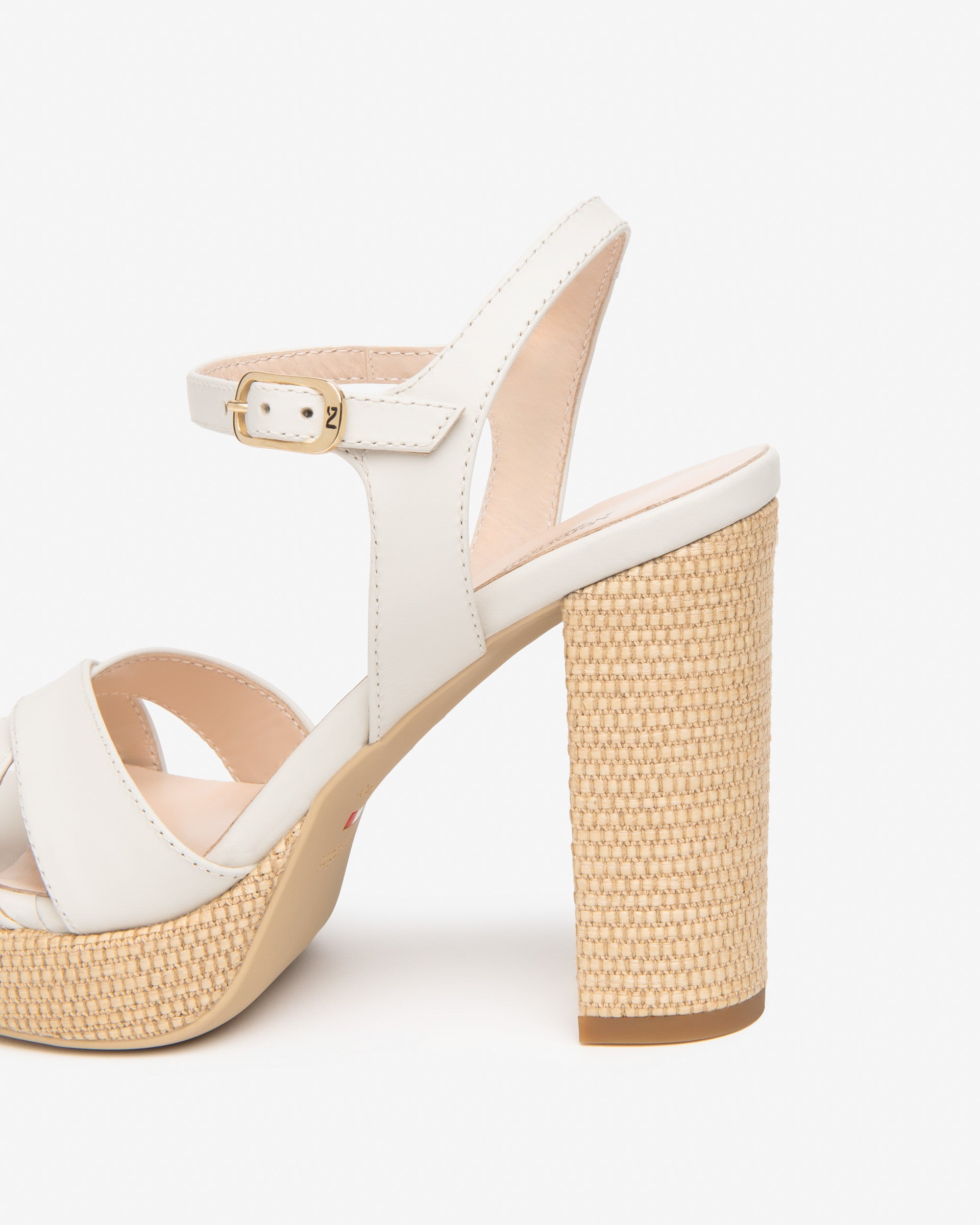 NeroGiardini Sandales Femme Sandales Cuir Ville