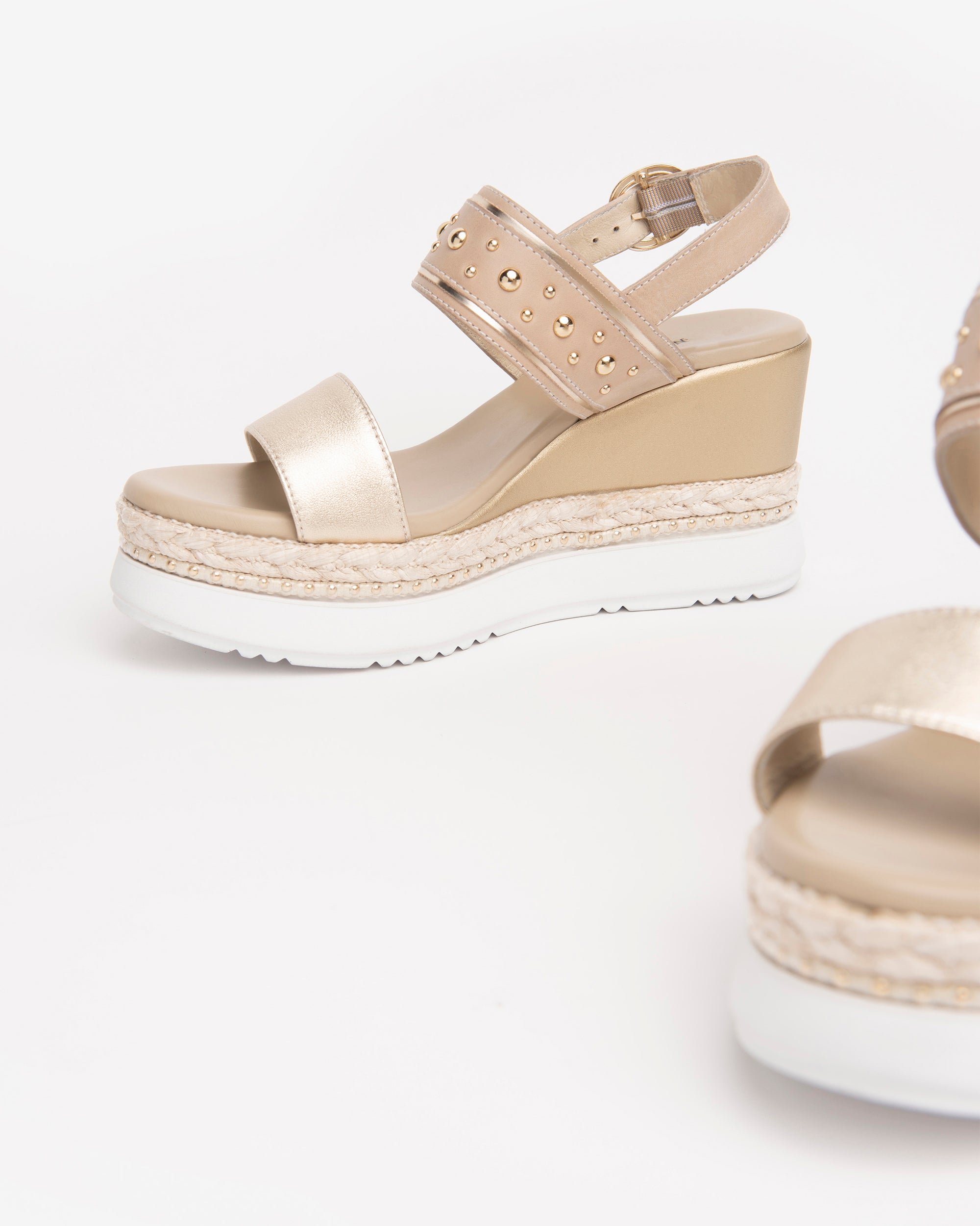 NeroGiardini Sandales Femme Cuir Compensées 38