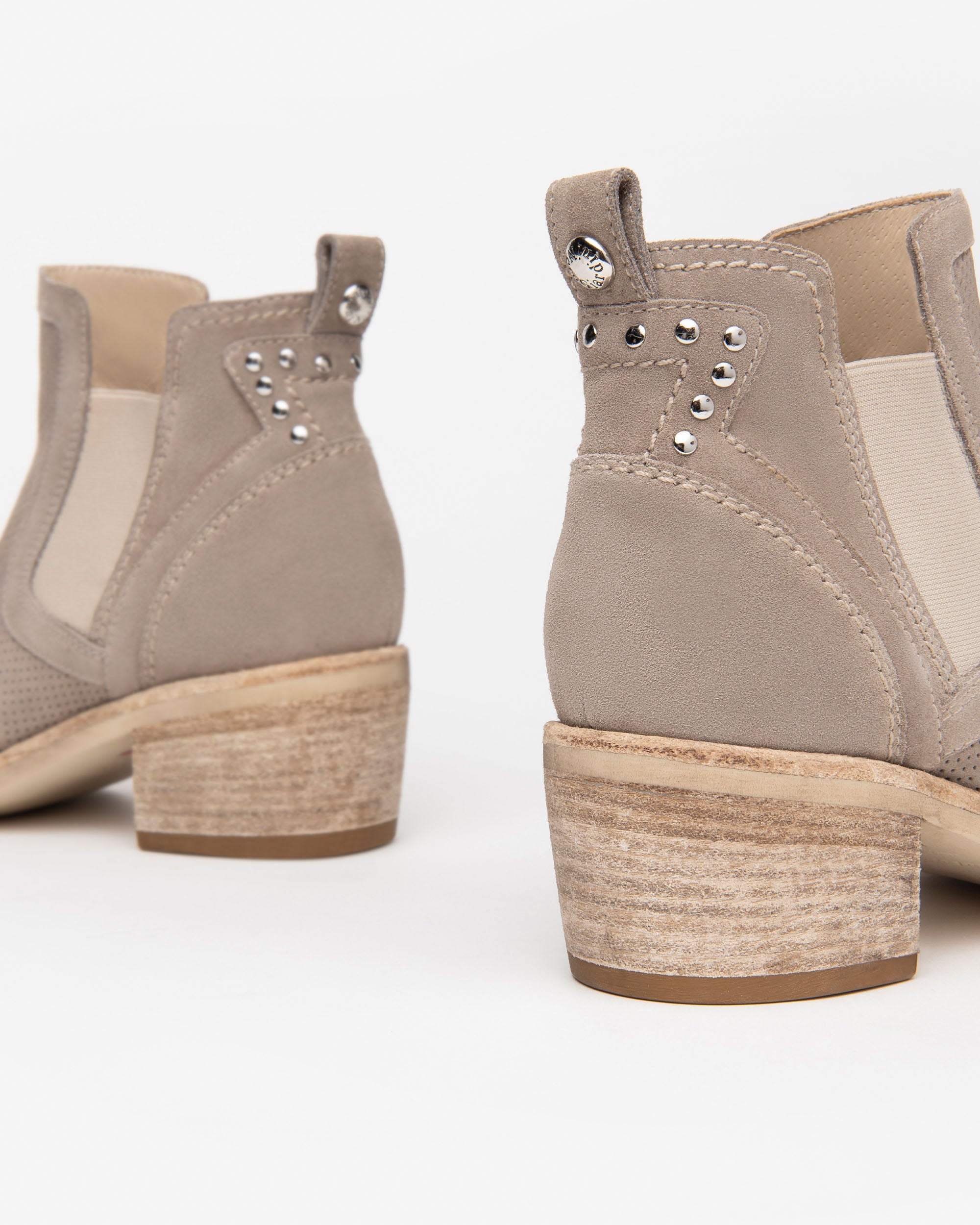 NeroGiardini Bottines daim bottines femme été
