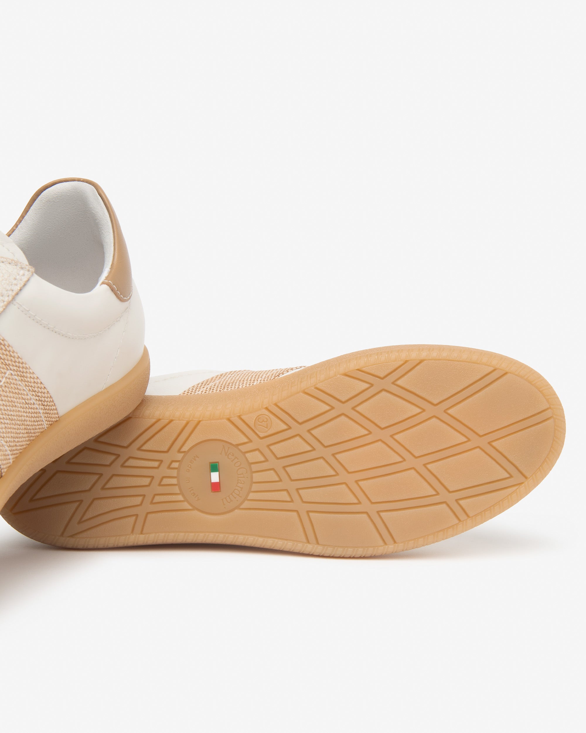 NeroGiardini Sneakers Femme Cuir et Toile Baskets Italie
