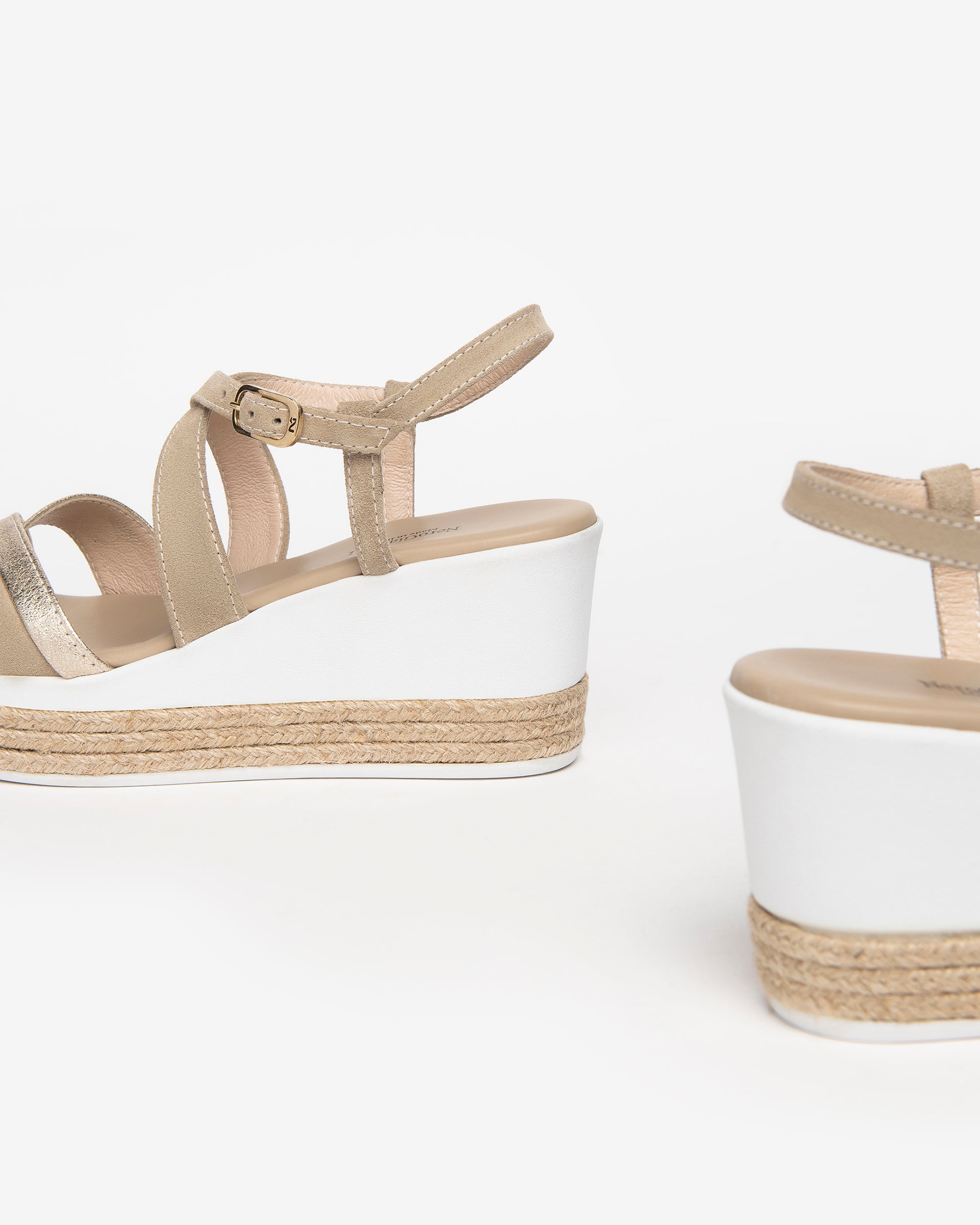 NeroGiardini Sandales Femme Daim Cuir Été