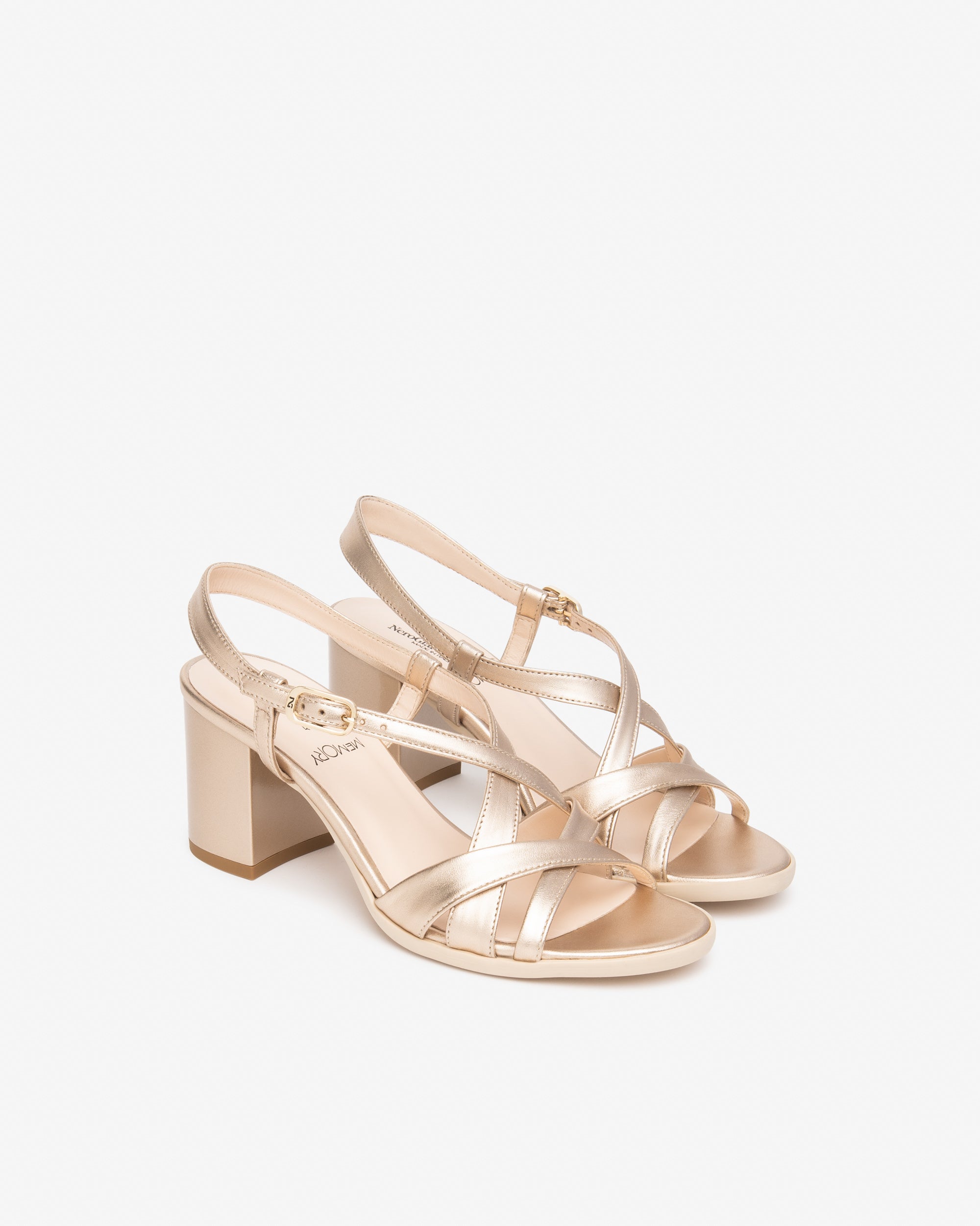 Nerogiardini Sandales femme cuir confort quotidien