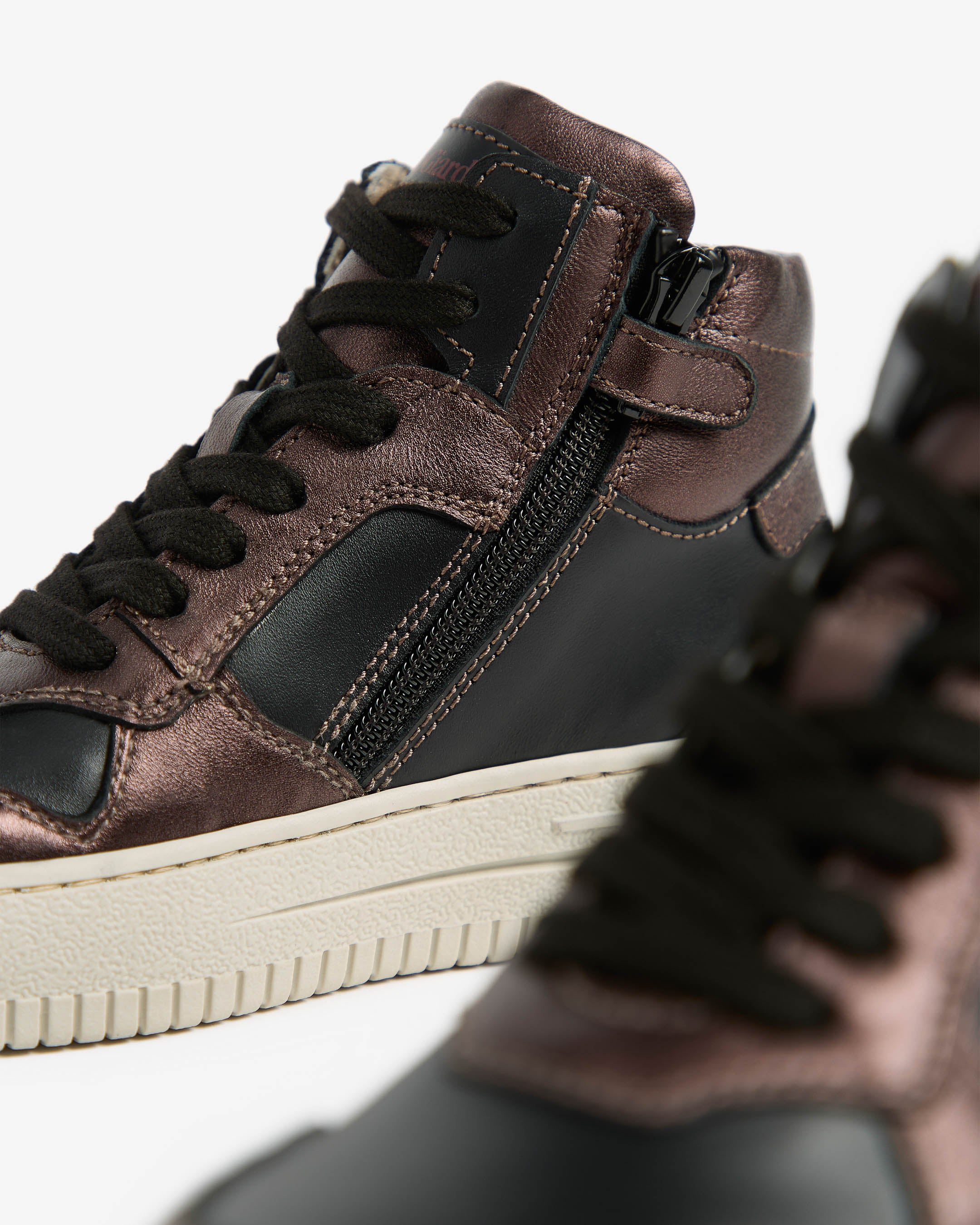 Nerogiardini Sneakers Teen Baskets Fille Cuir