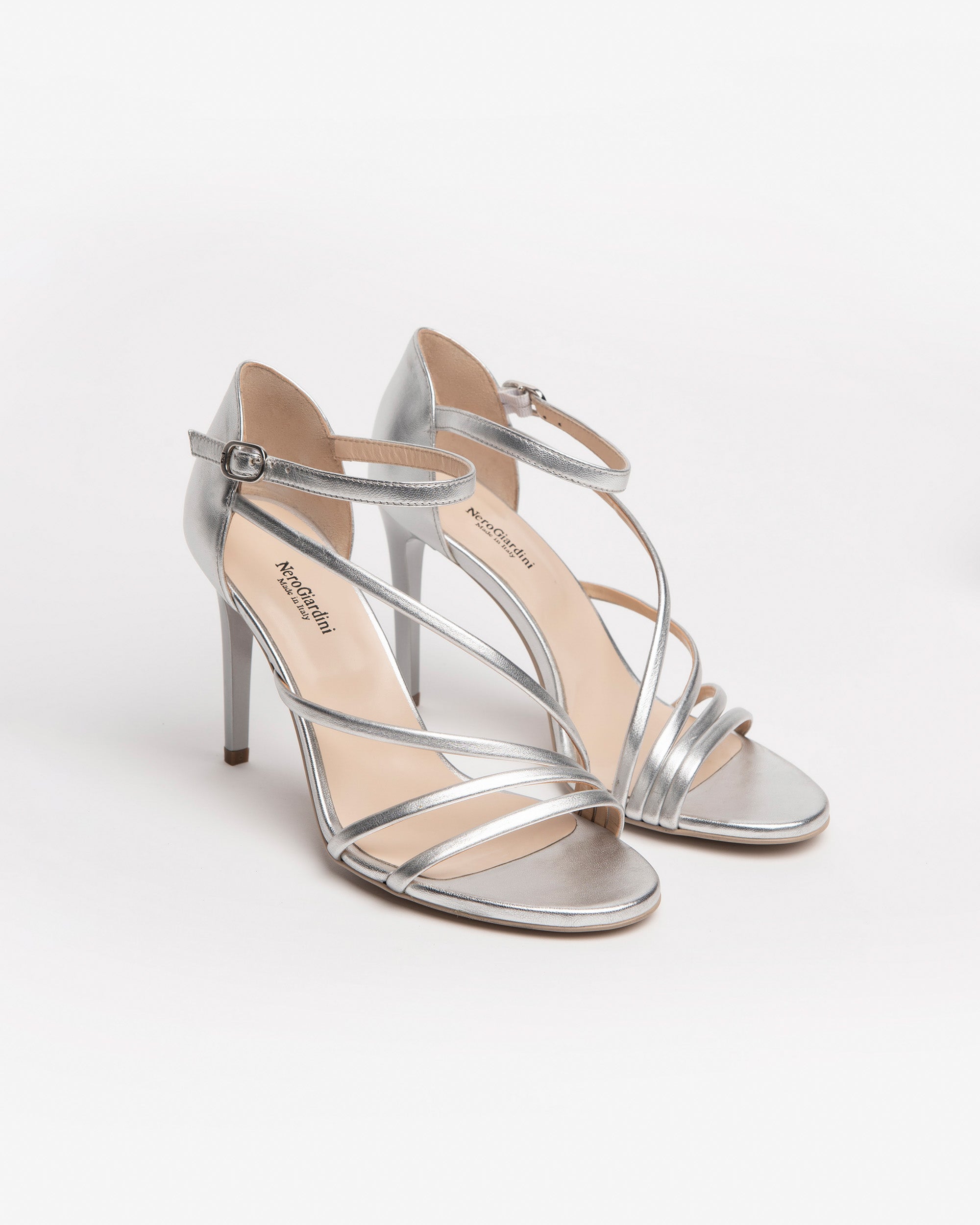 NeroGiardini Sandales Femme Cuir Premium Taille 38