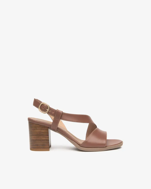 Nerogiardini Sandales Sandales Femme Cuir Été