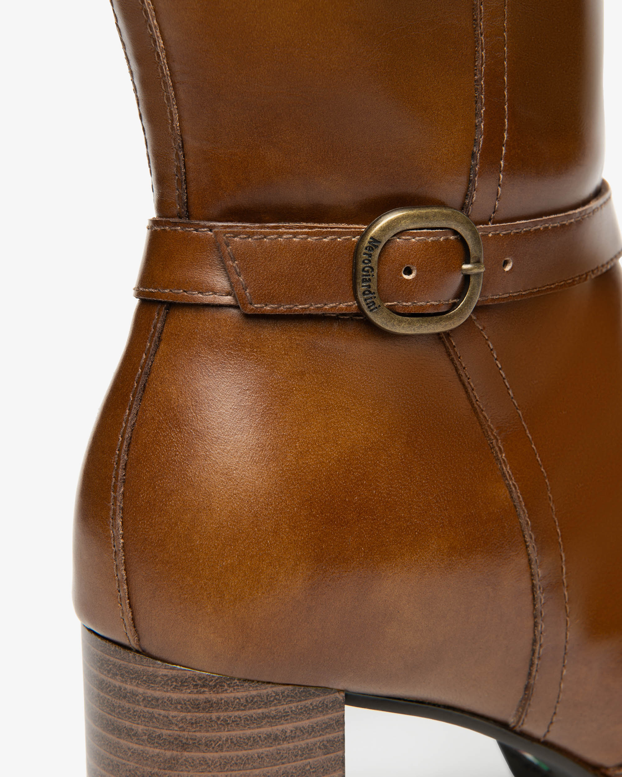 NeroGiardini Bottes Femme en Cuir pointure 35-41 Italie