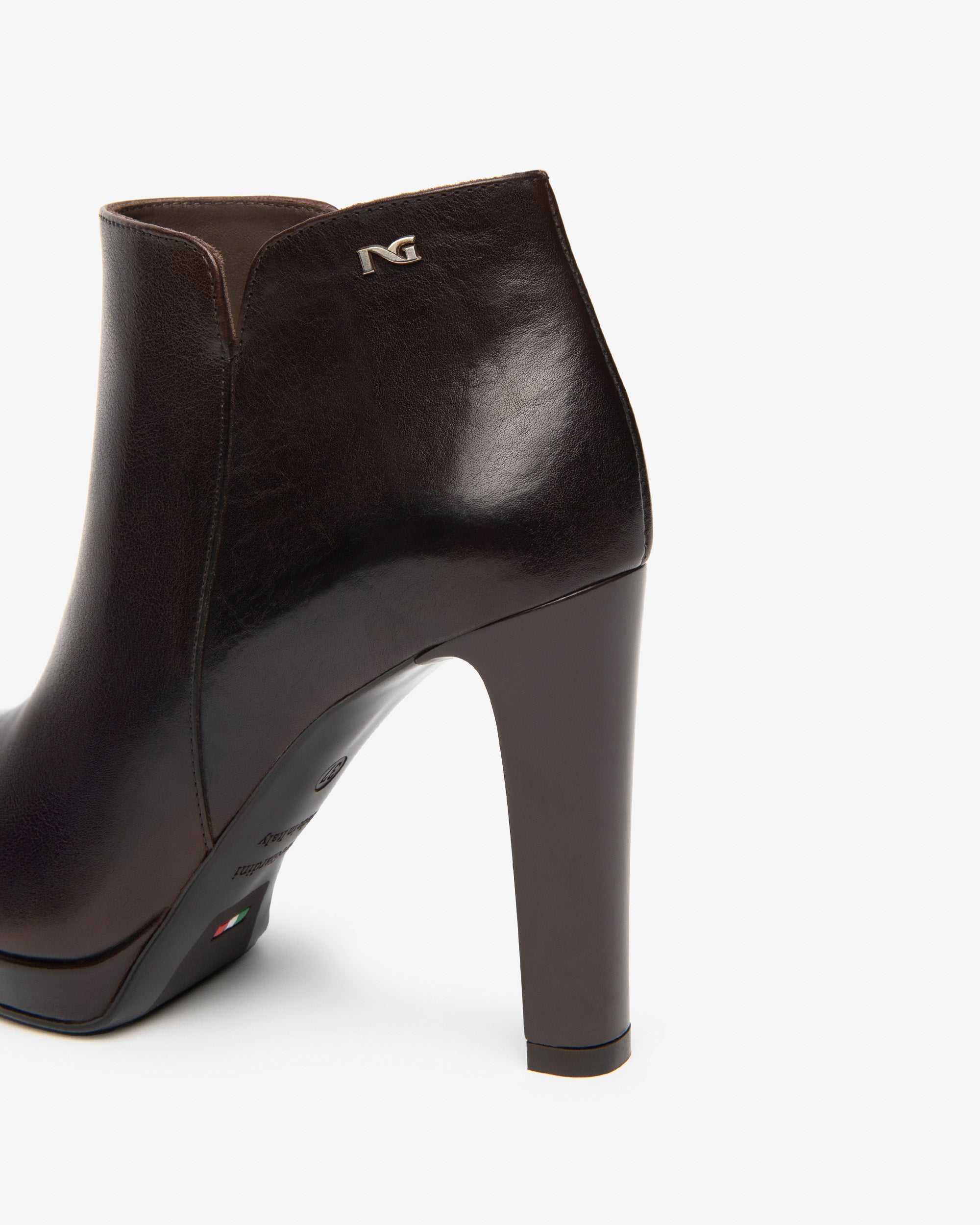 NeroGiardini Bottines bottines femme cuir talon 38