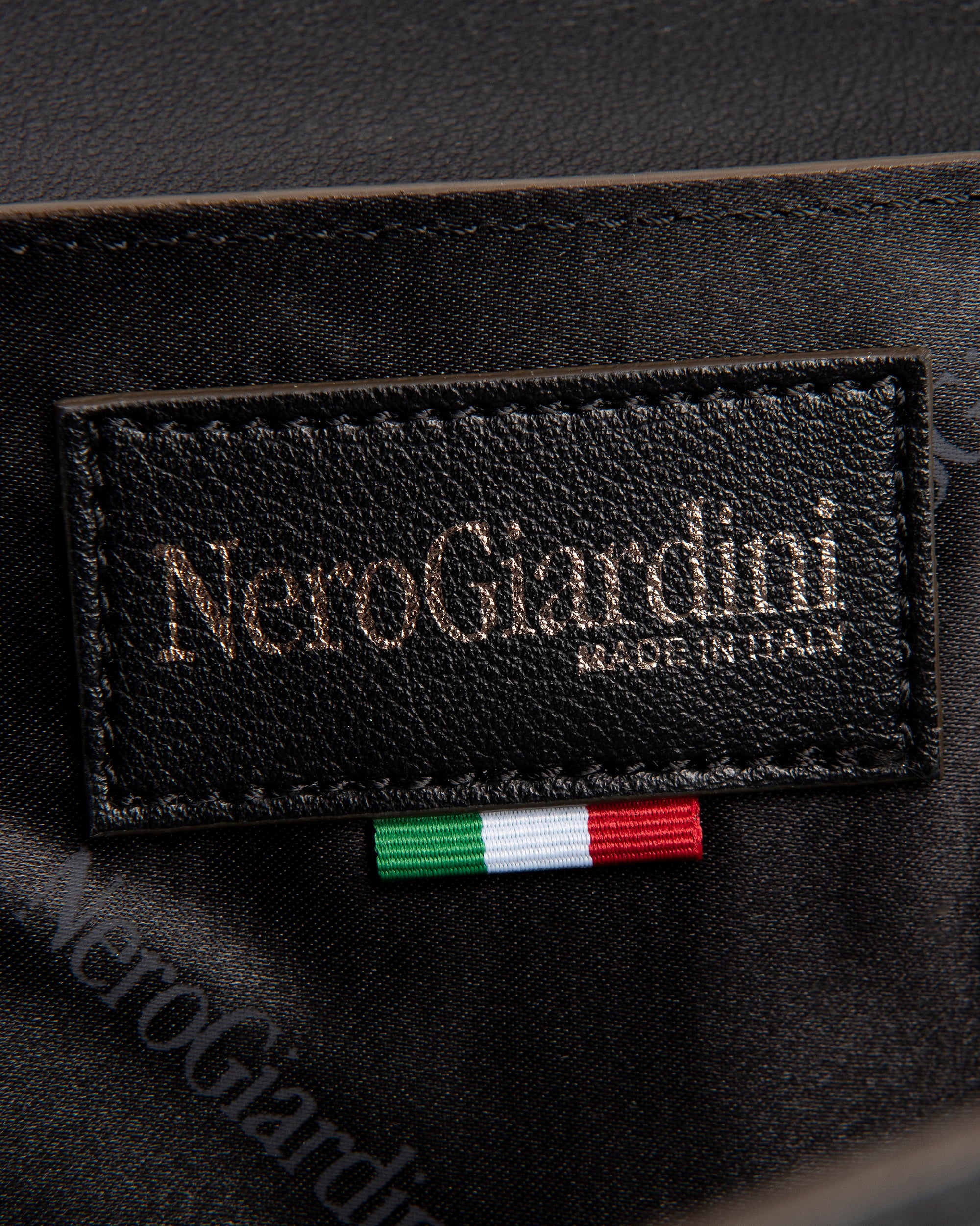 NeroGiardini Pochette Femme Matière Technique clutch
