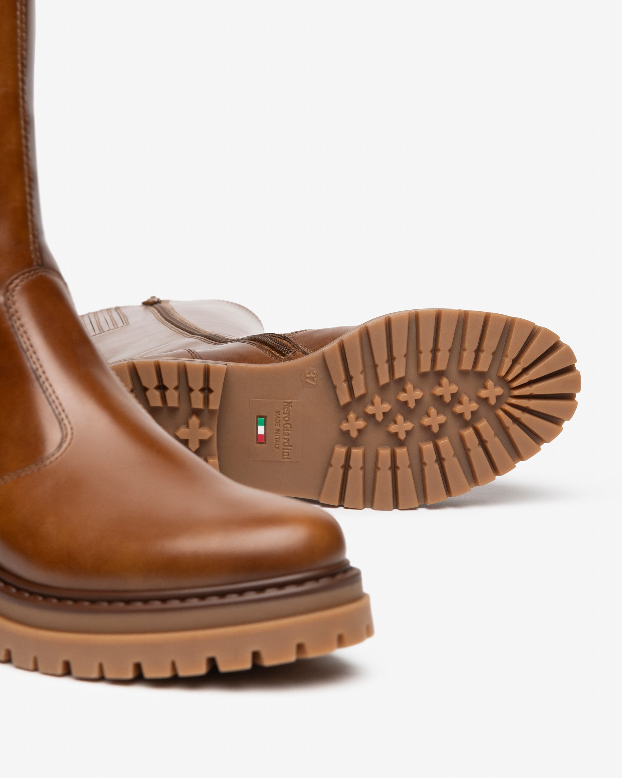 Nerogiardini Bottes Cuir Femme Talon Bloc 40 mm Zip