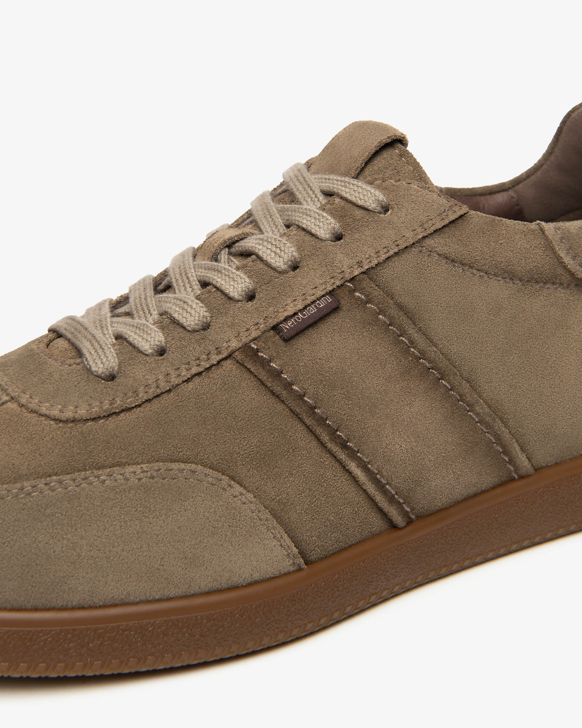 NeroGiardini Sneakers Homme Cuir Velours Design Minimal