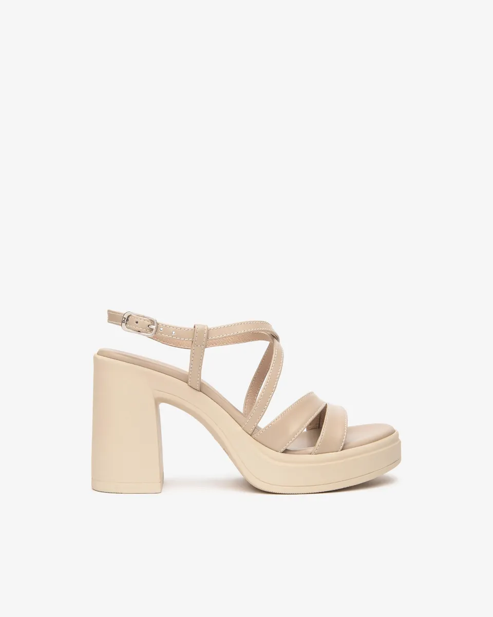 NeroGiardini Sandales Femme Cuir Confort Été