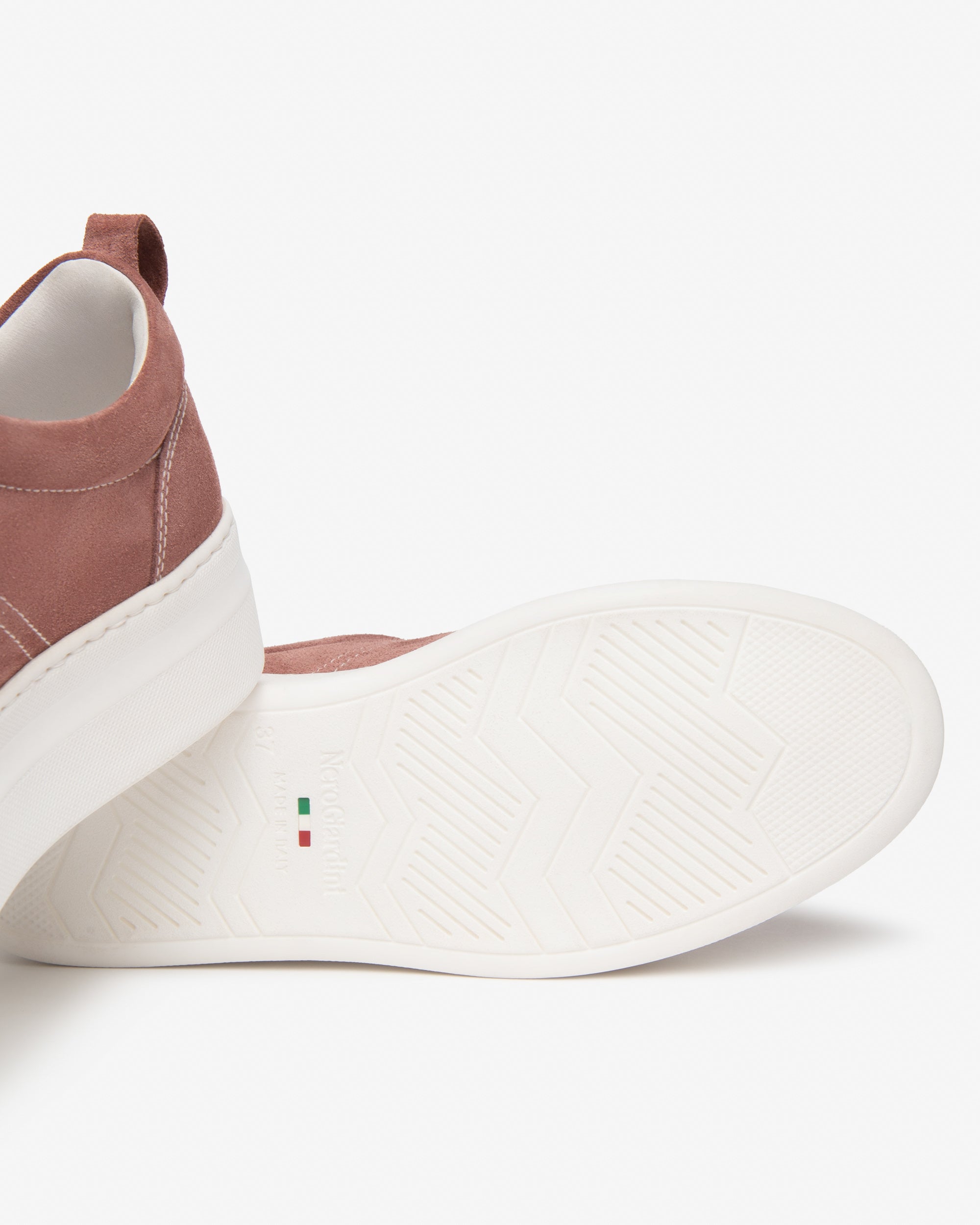 NeroGiardini Sneakers Cuir Velours Femme Confort