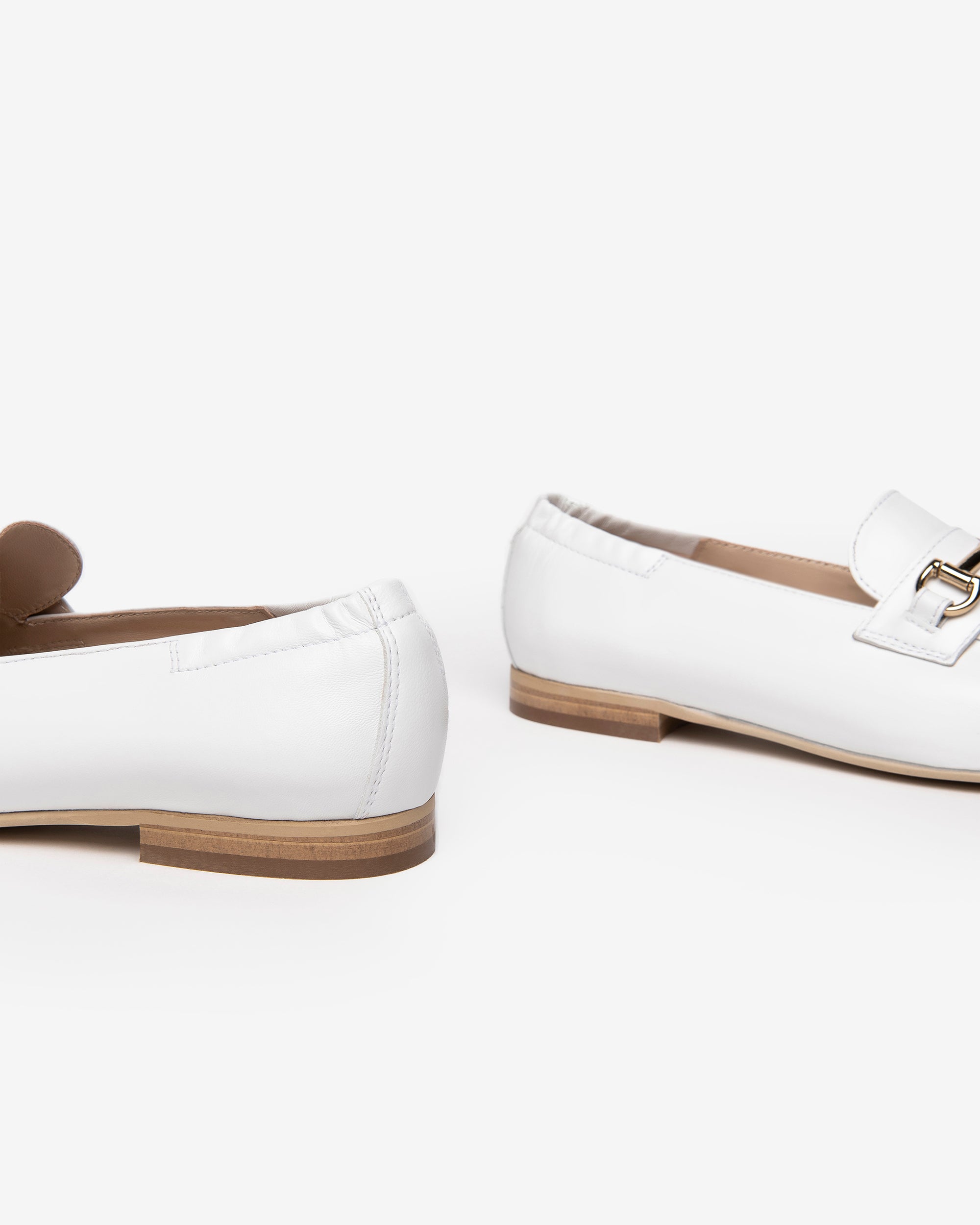 Nerogiardini Mocassins cuir femme ville