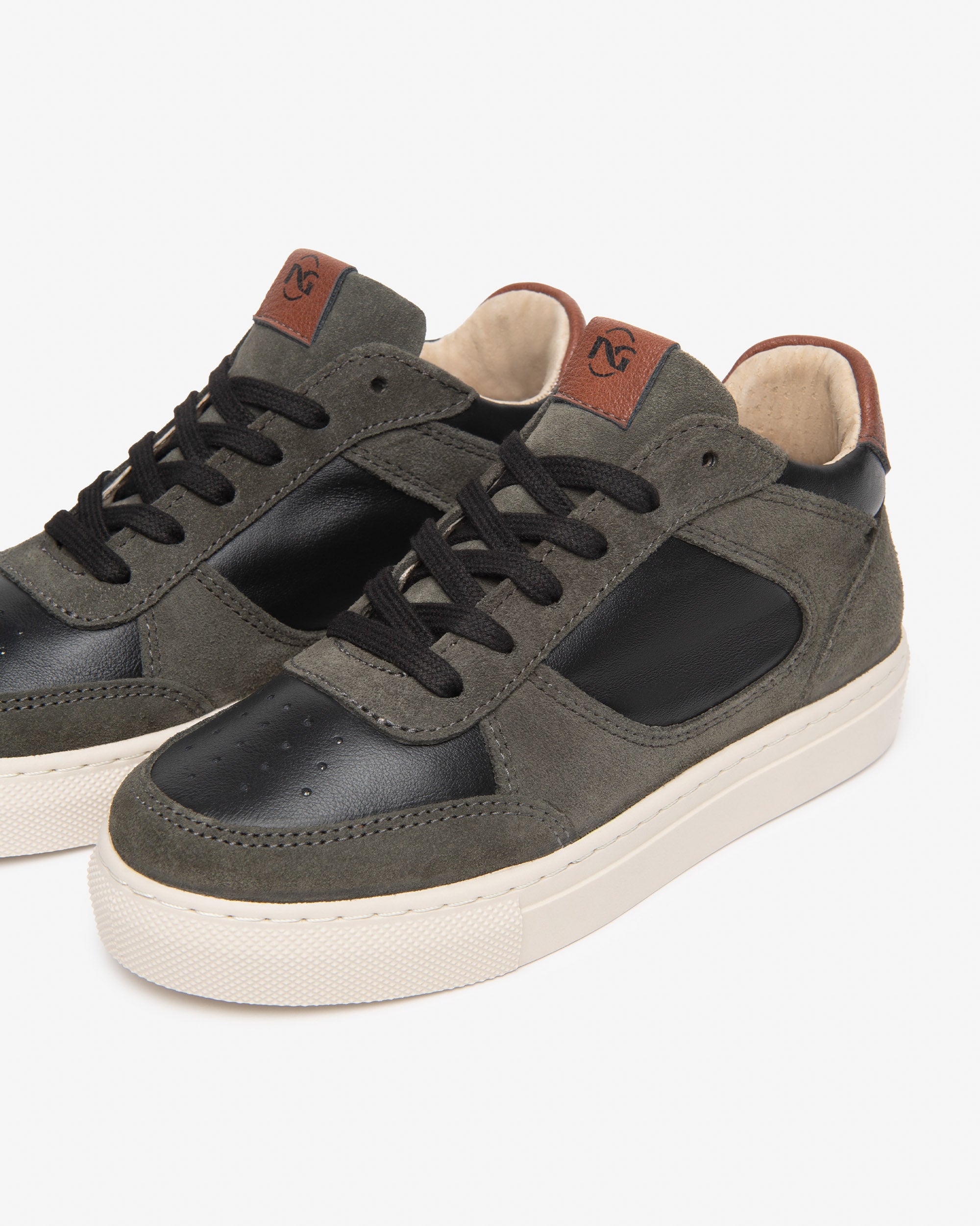 NeroGiardini Sneakers Garçon Cuir Baskets Lacets 34