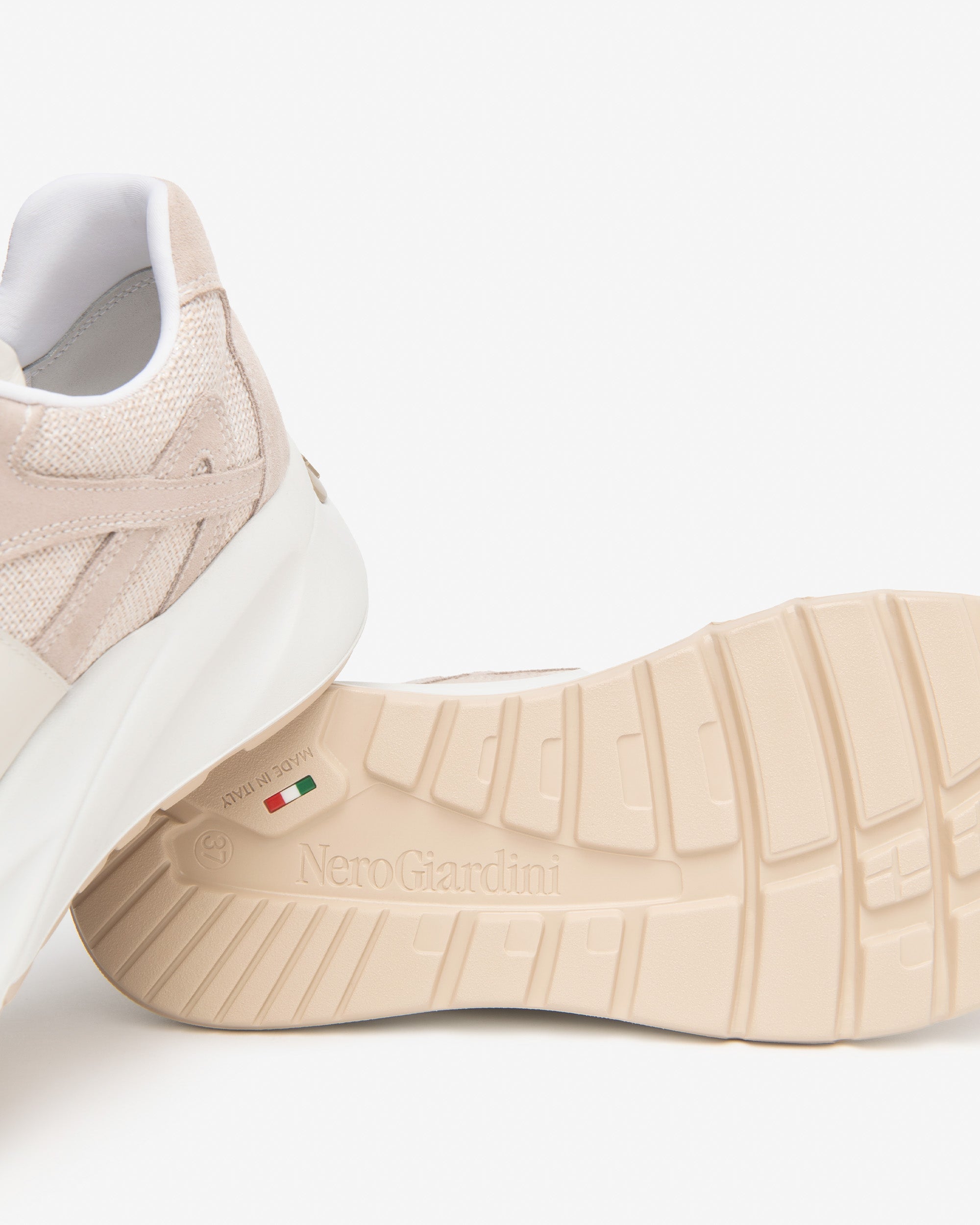 NeroGiardini Sneakers Femme Cuir Velours Tissu